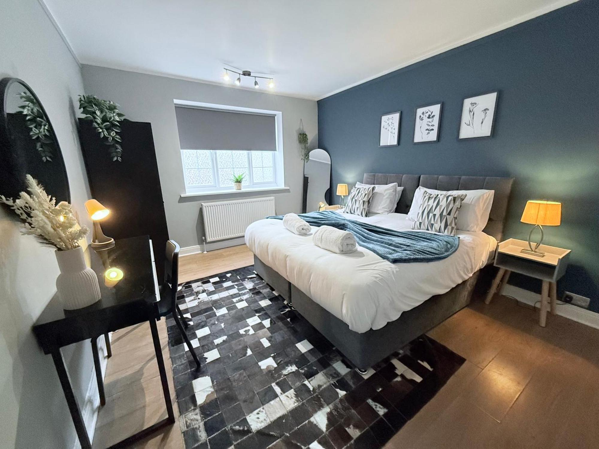 Staylondon - Sleeps 6 With Free Parking - Tourist, Concerts & Matches * London