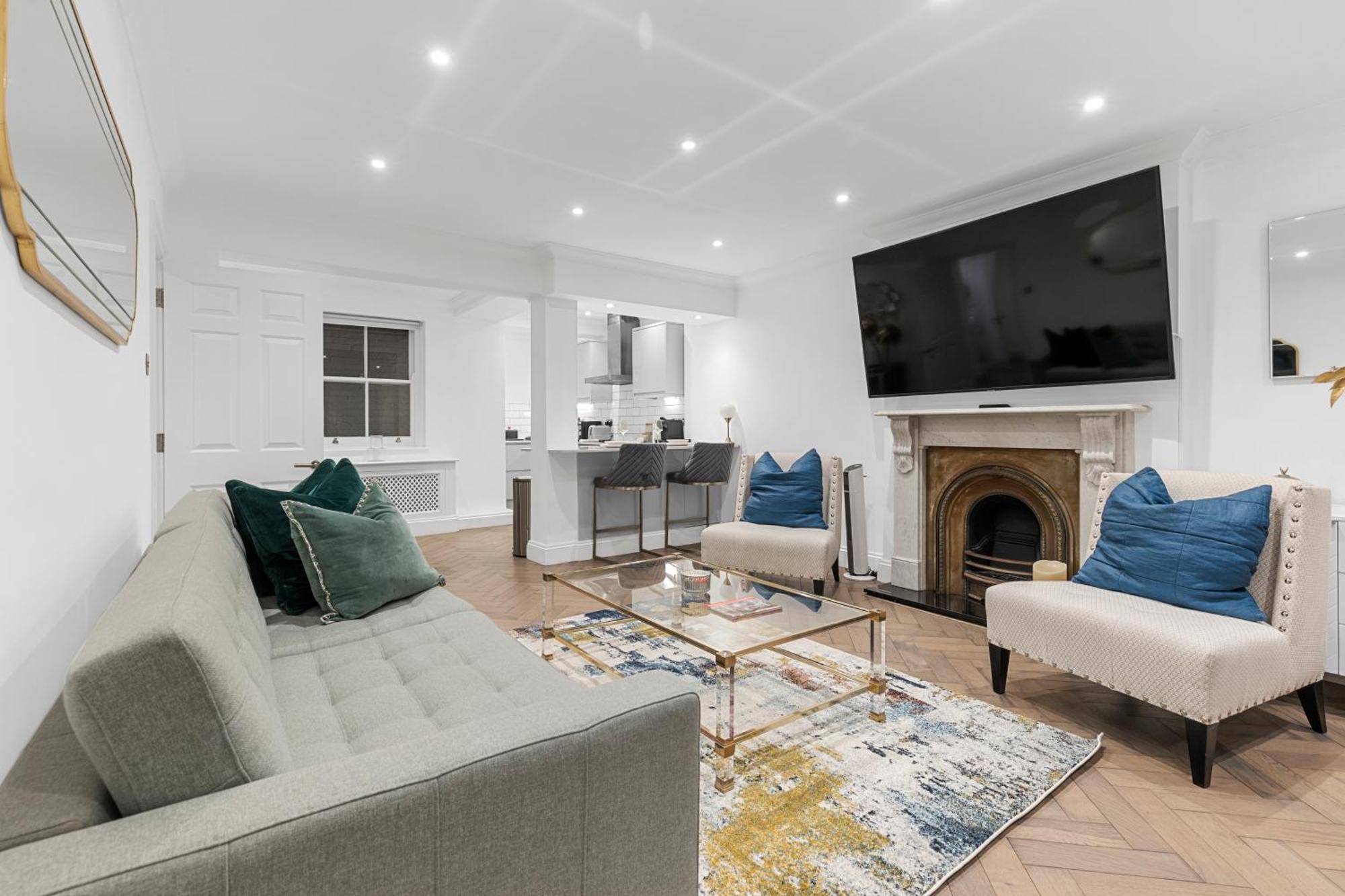 The Kensington Apartment *