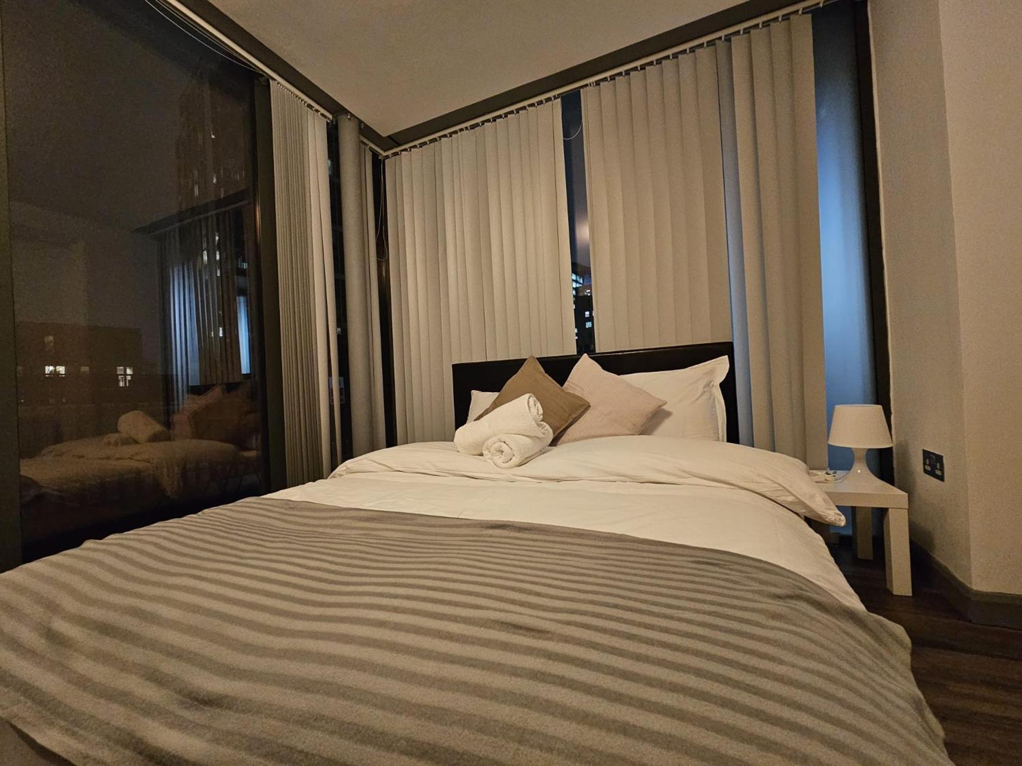 E1 Luxury Penthouse * Londen