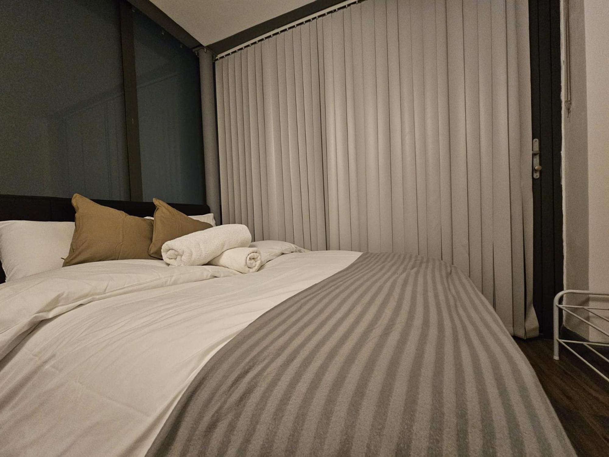 E1 Luxury Penthouse Gasthuis *