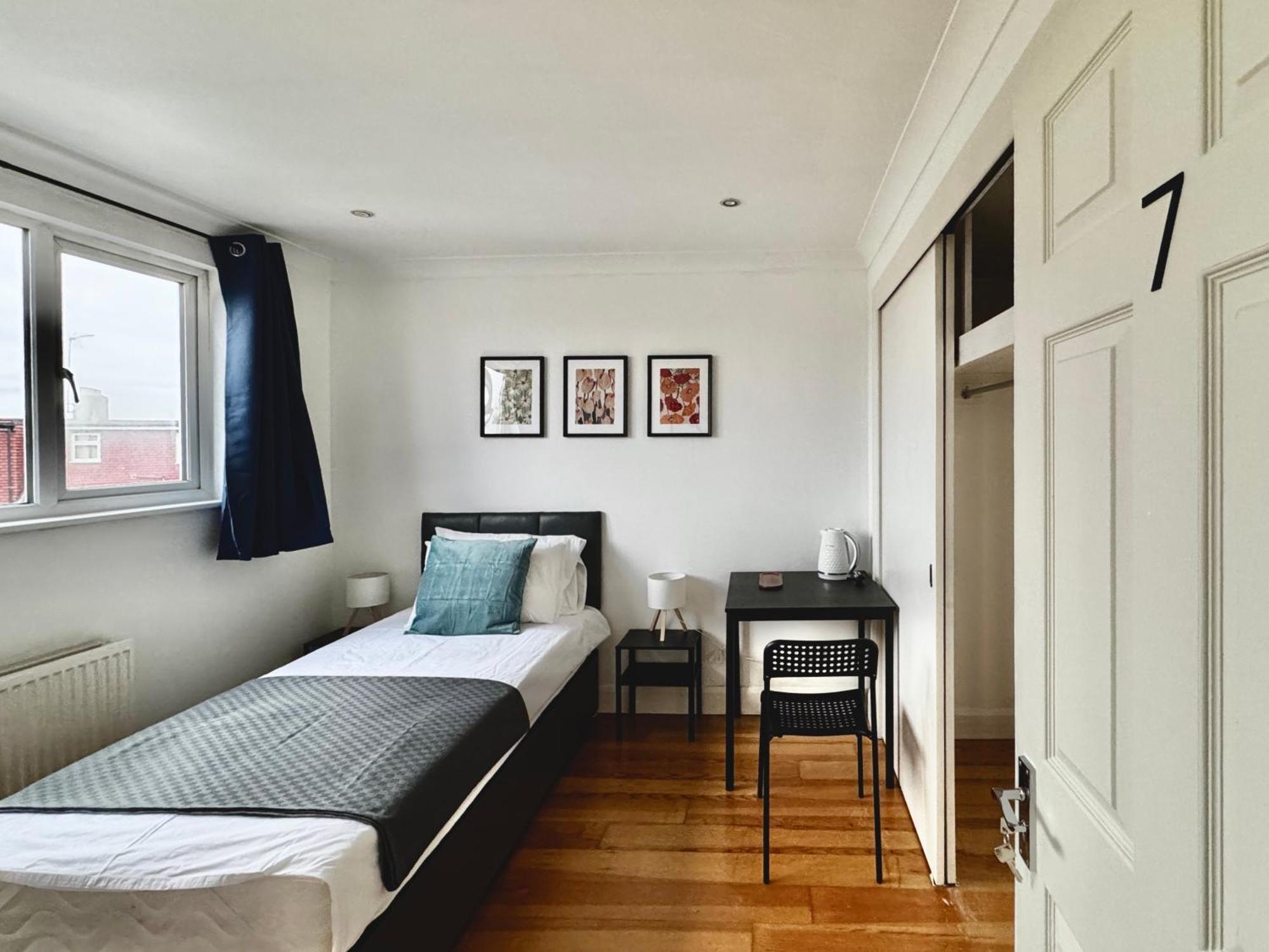 Maberic Housing West Gem Your Connection Gasthof London