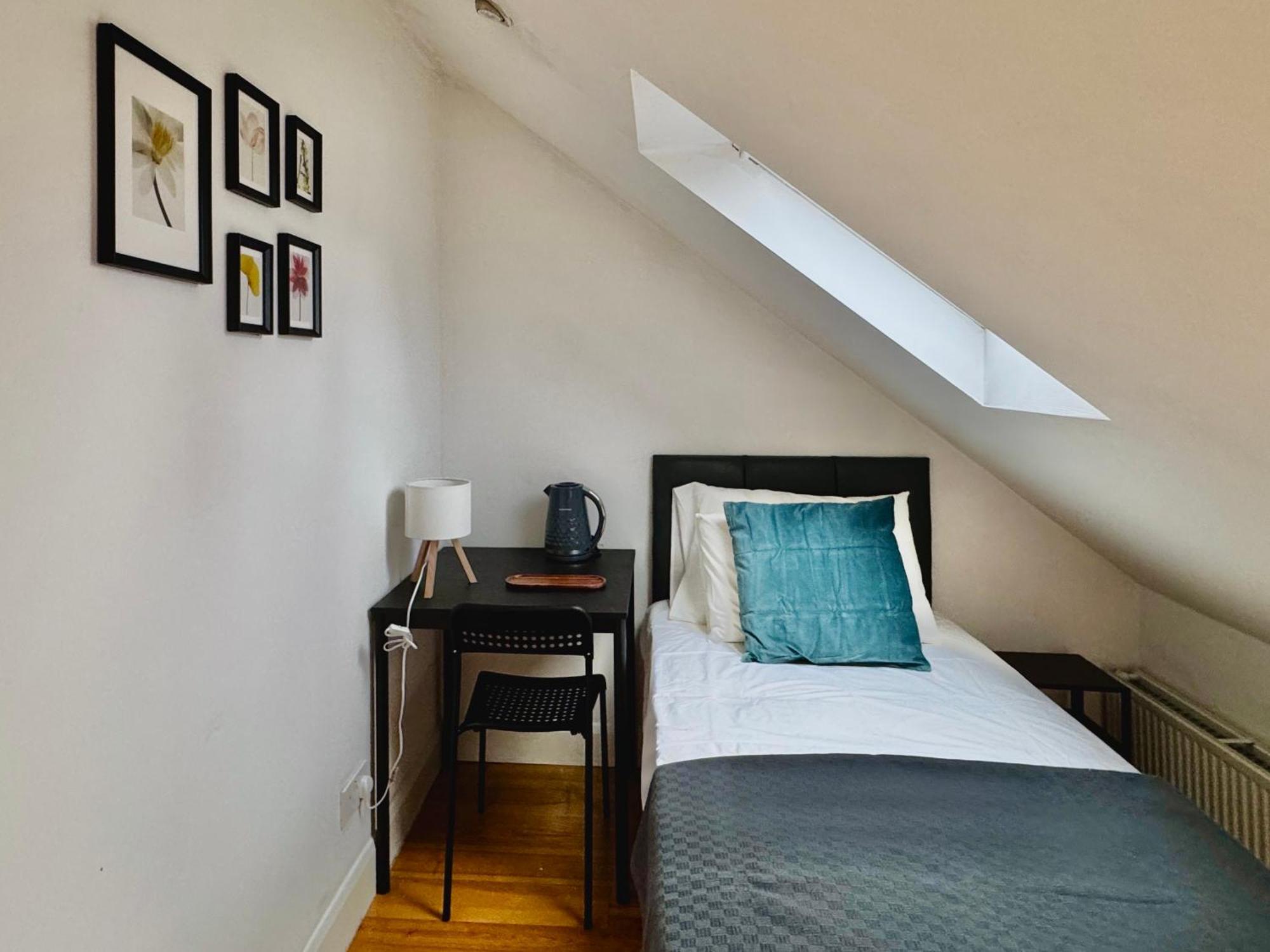 Maberic Housing West Gem Your Connection Gasthof London
