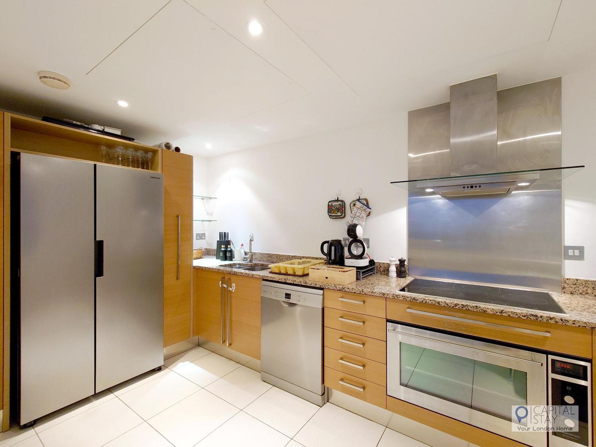 Appartement 3 Bed Serviced In Battersea - River Views Londen