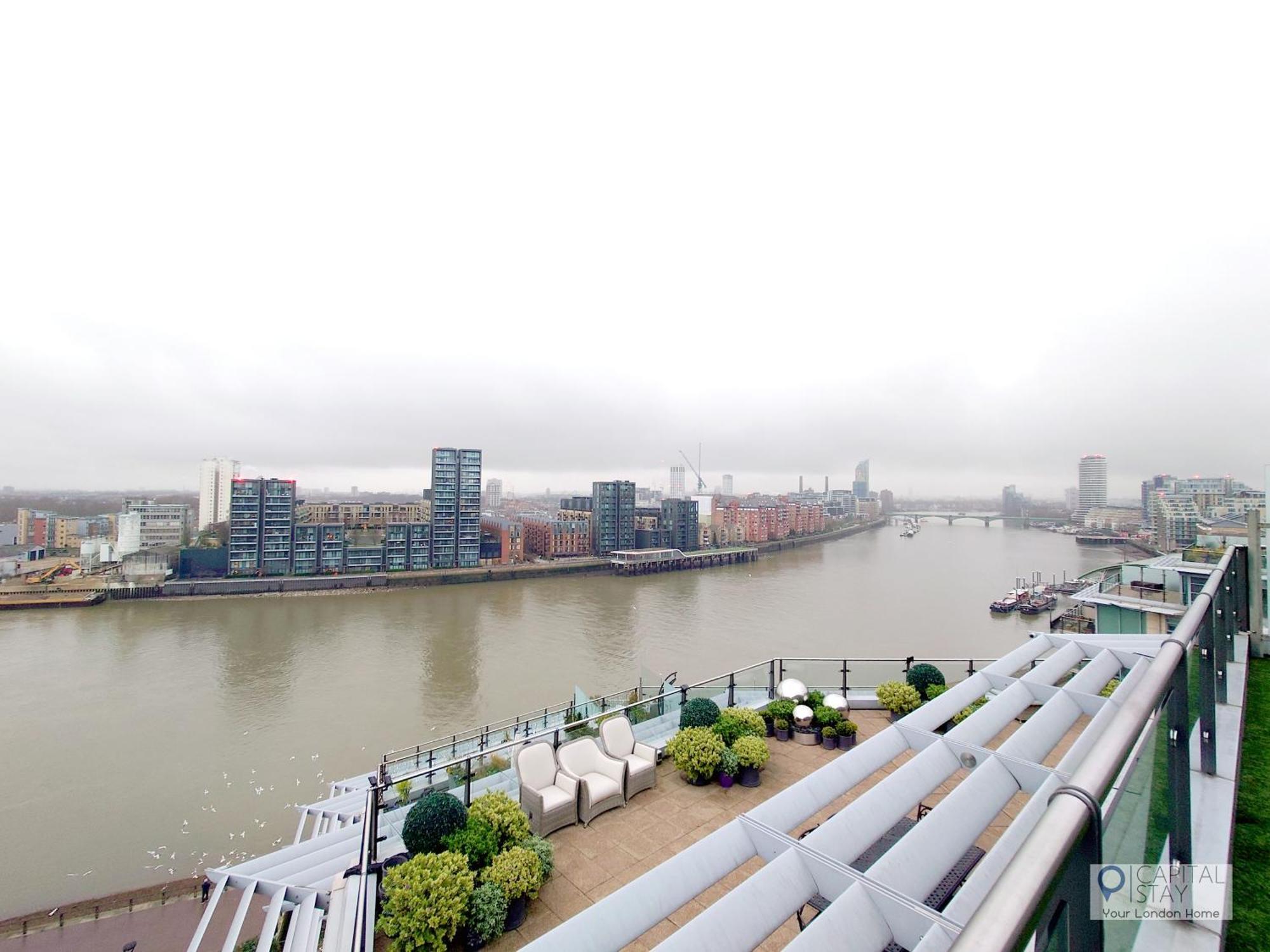 3 Bed Serviced In Battersea - River Views Londen