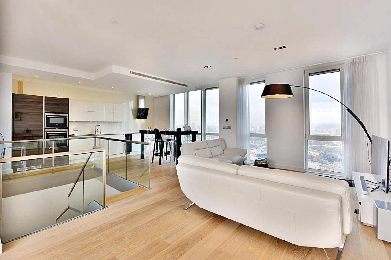 Bird's Eye View - Luxury 2bdr Penthouse In * Londen