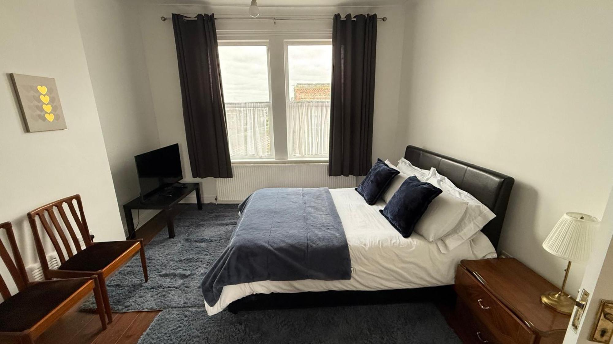 3 Bedroom In A Great Location * London