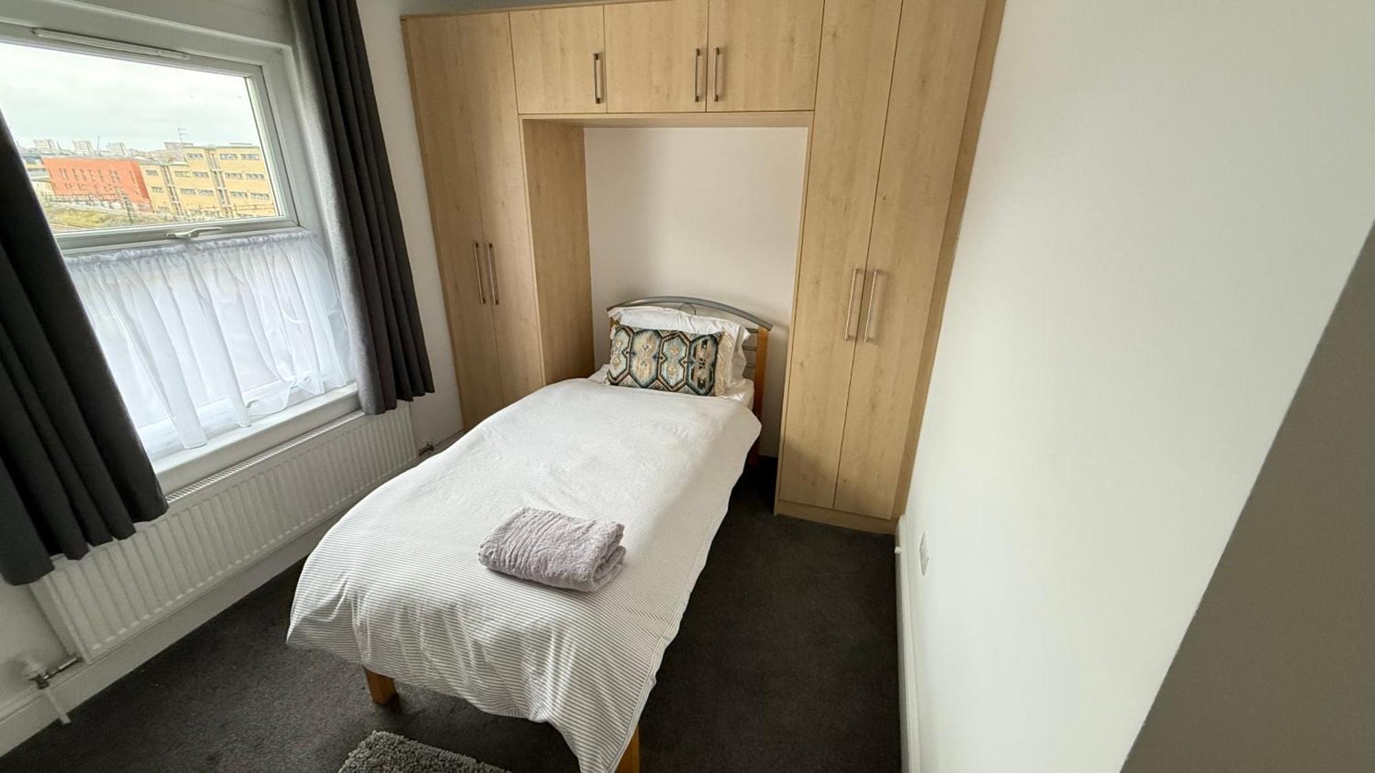 3 Bedroom In A Great Location * London