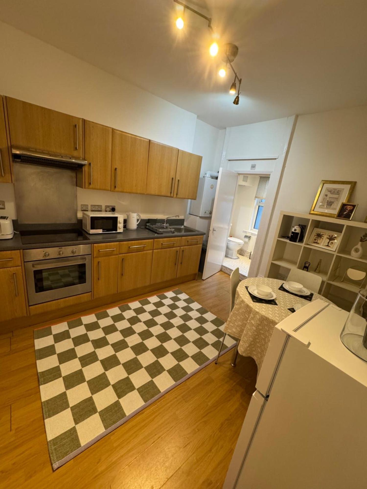 Camden Apartment *