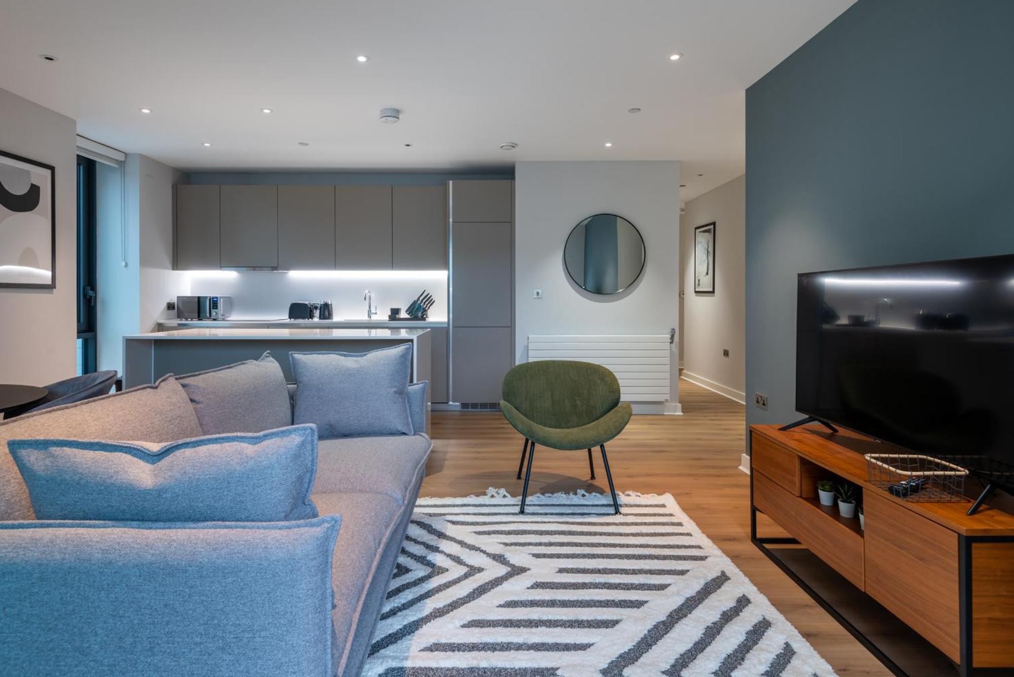 Alto - Modern Comfort & Prime Location *