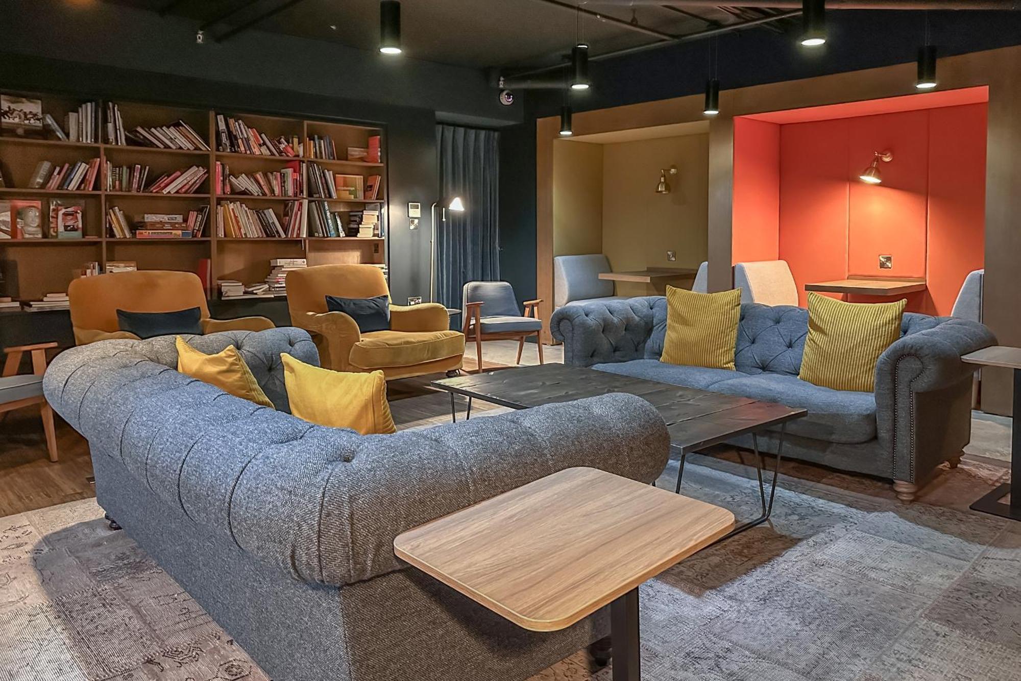 Apartment Alto - Modern Comfort & Prime Location London