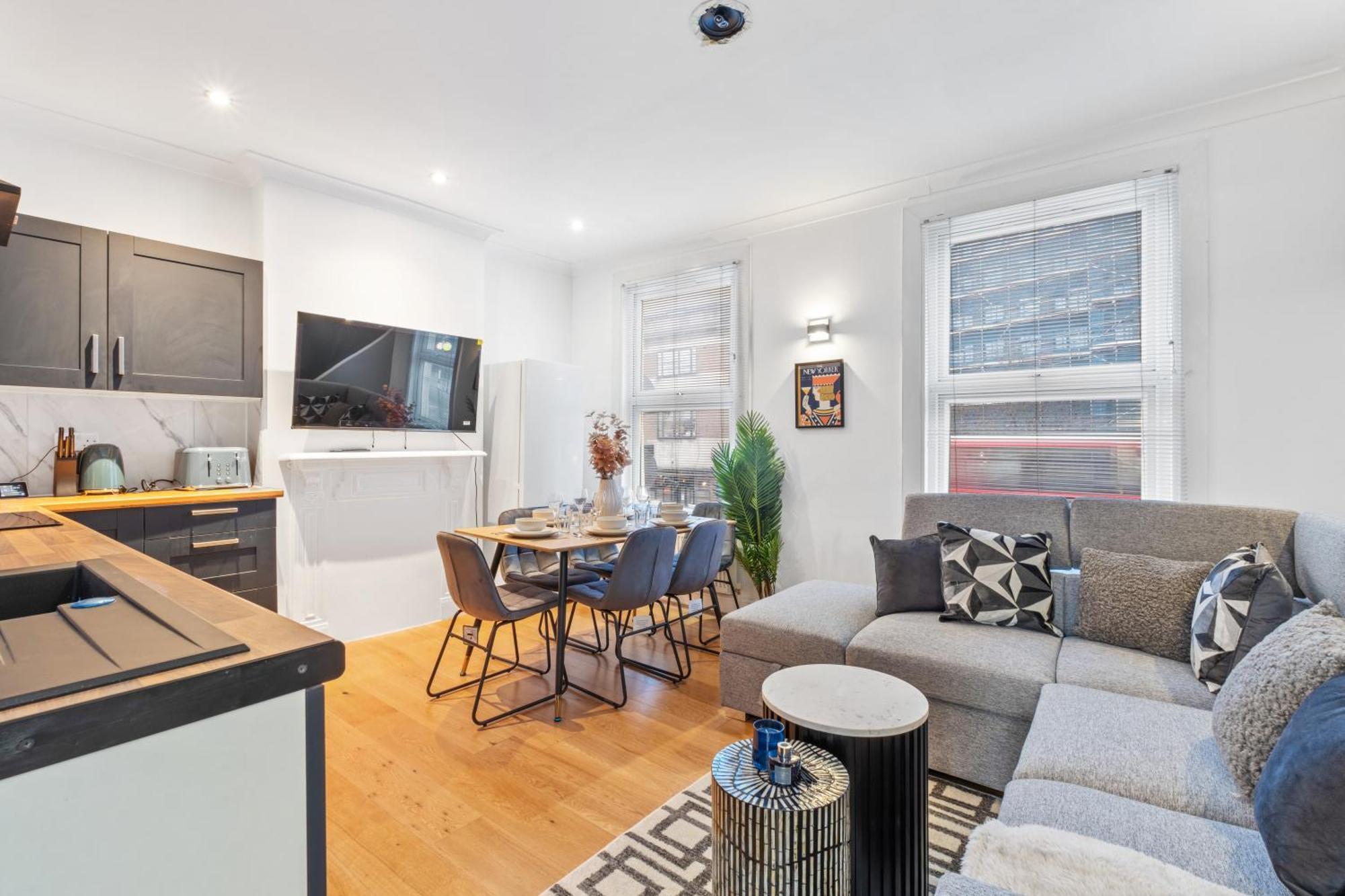 Apartment 3 Bed Trendy Vibe House In Earls Court Kensington *