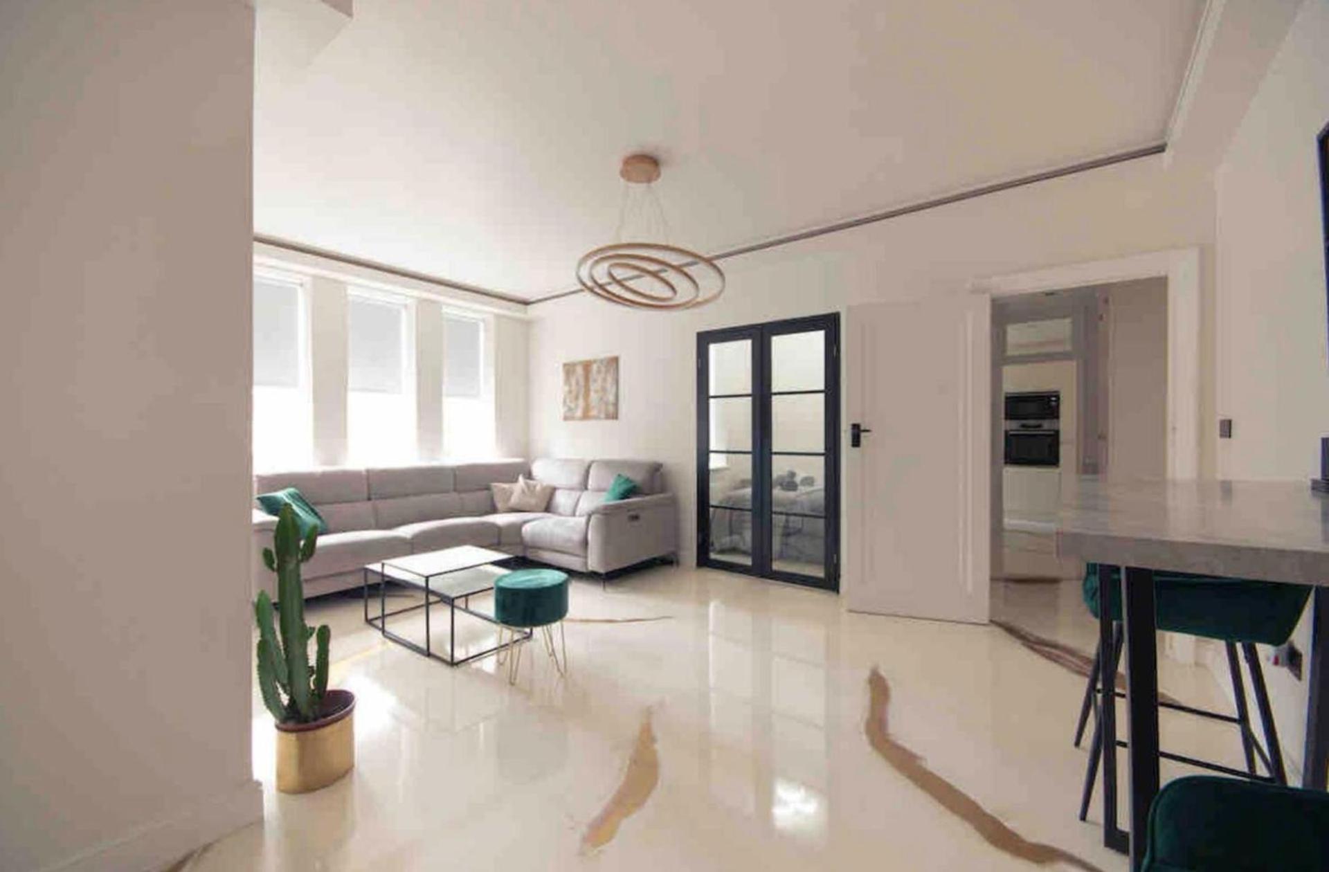 Entire Luxury In Greater * London