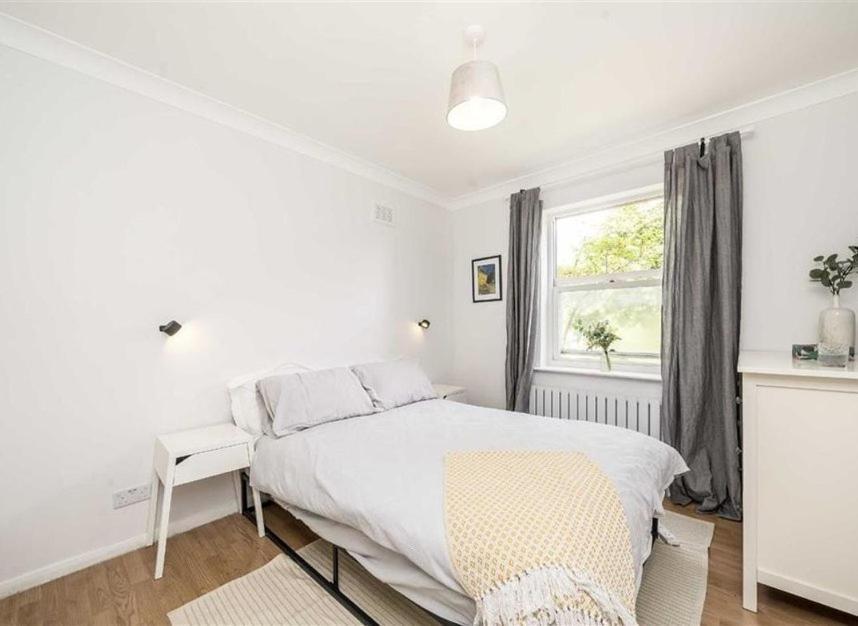Bright Newly Refurbished London