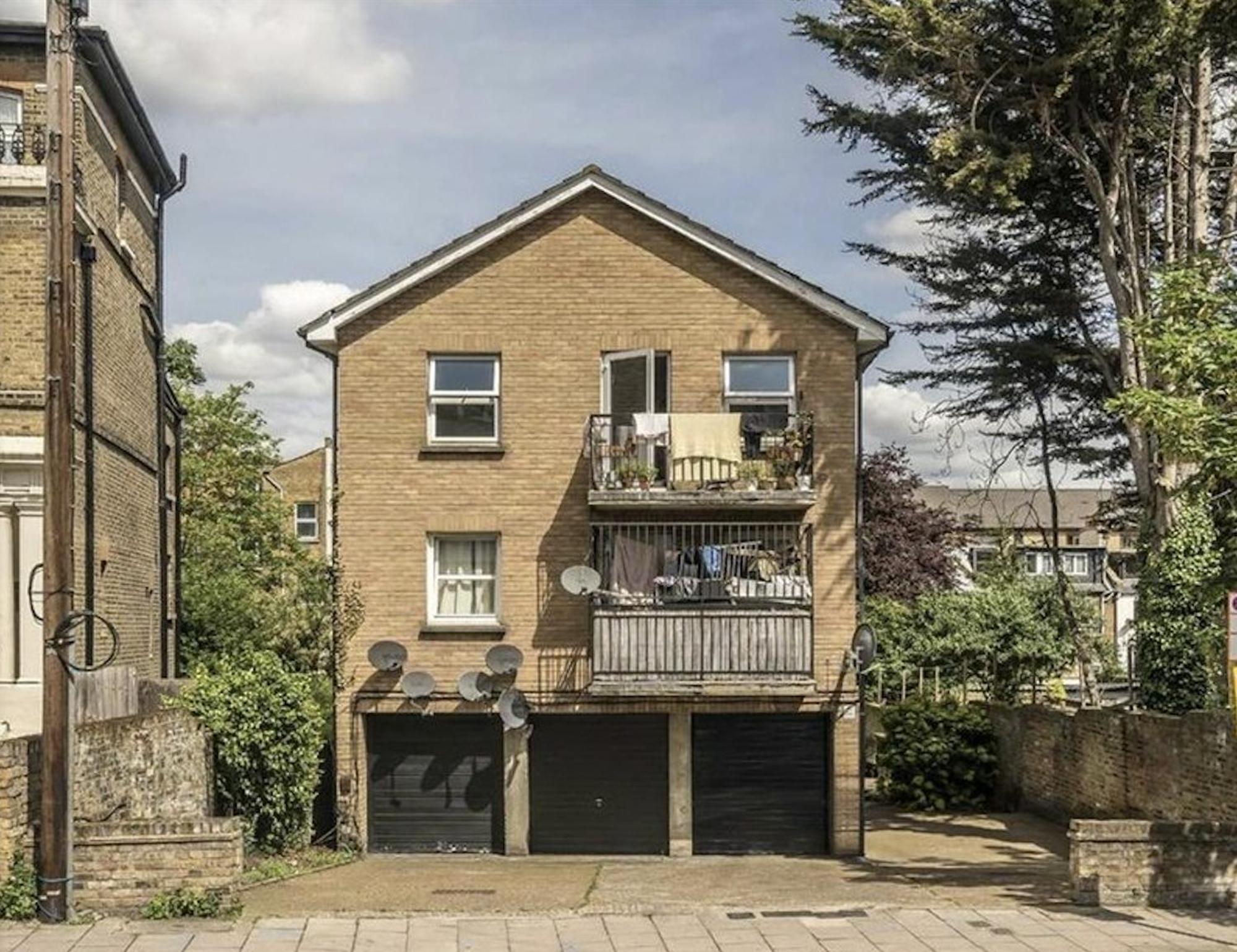 Bright Newly Refurbished Apartment *