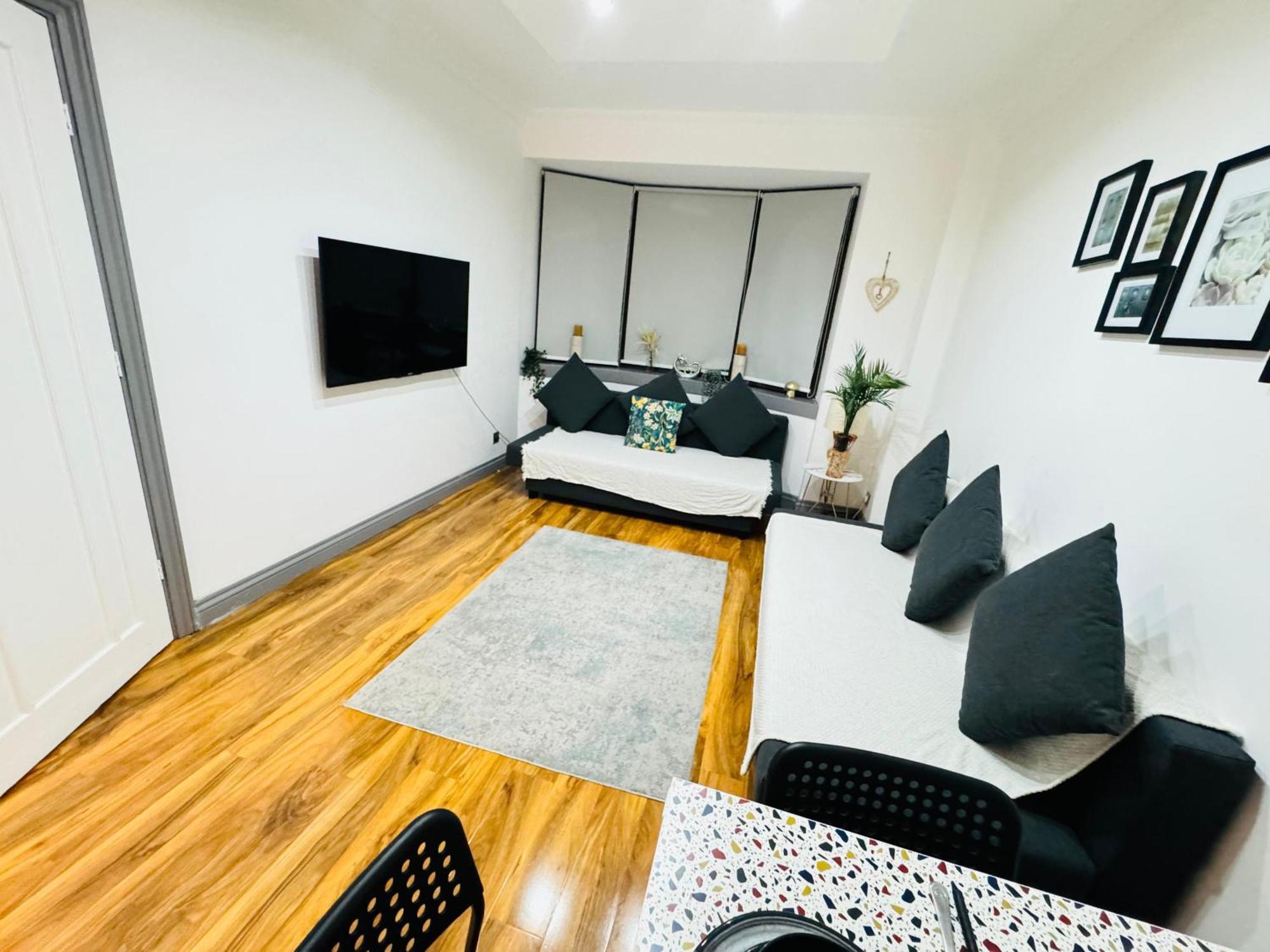 1 Bedroom Flat