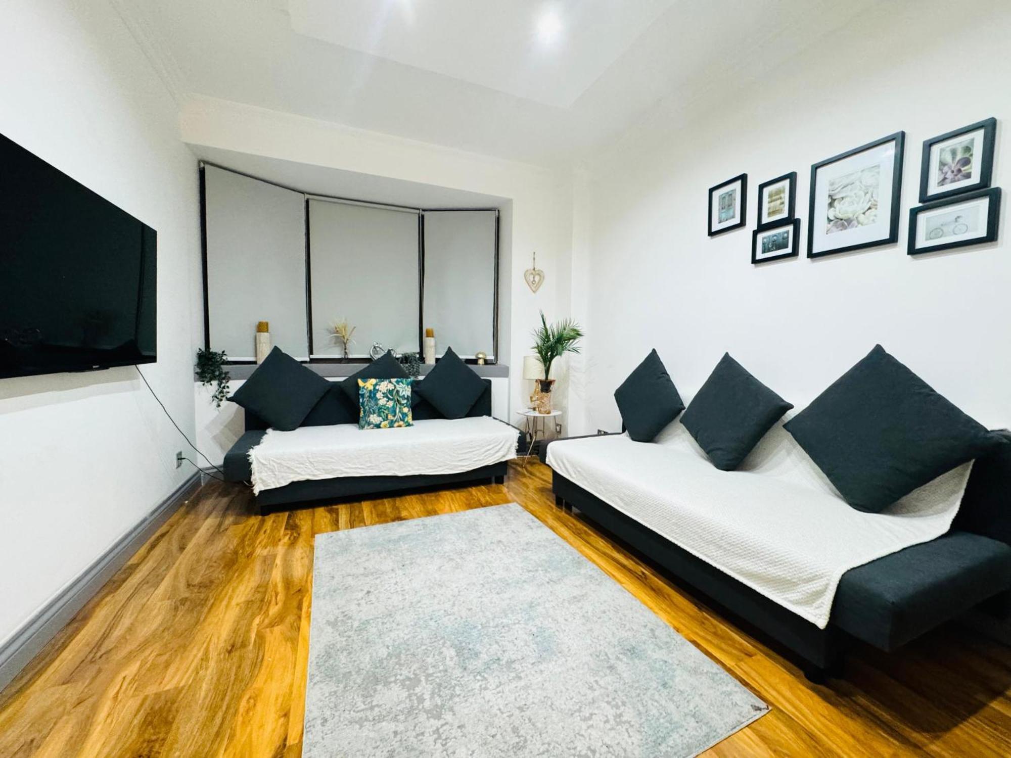 Apartment 1 Bedroom Flat