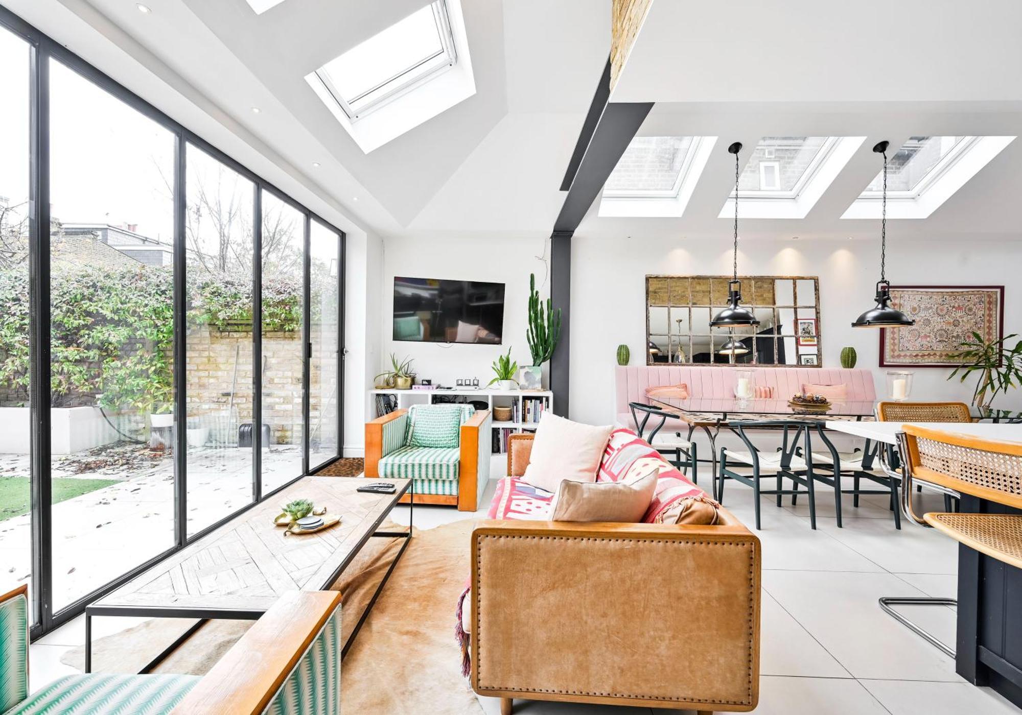 Holiday home Contemporary In Shepherds Bush *