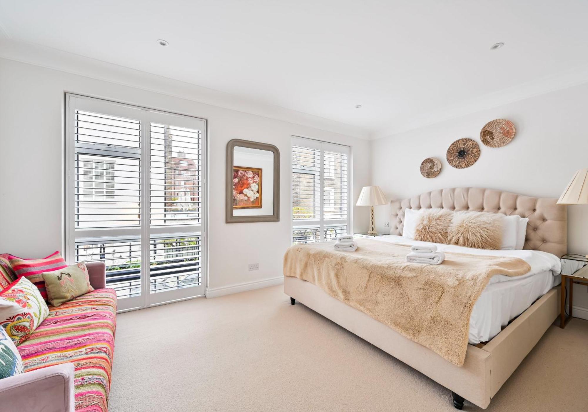Apartment Chelsea Townhouse With Roof Terrace & Parking *