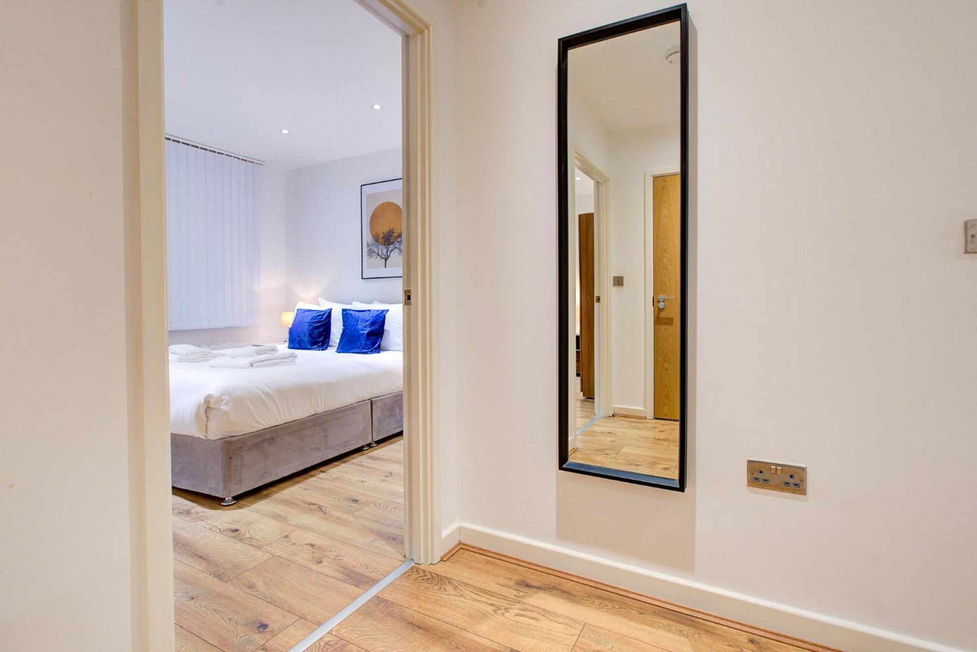 Hybrid Resi Greenwich Near O2 Arena London