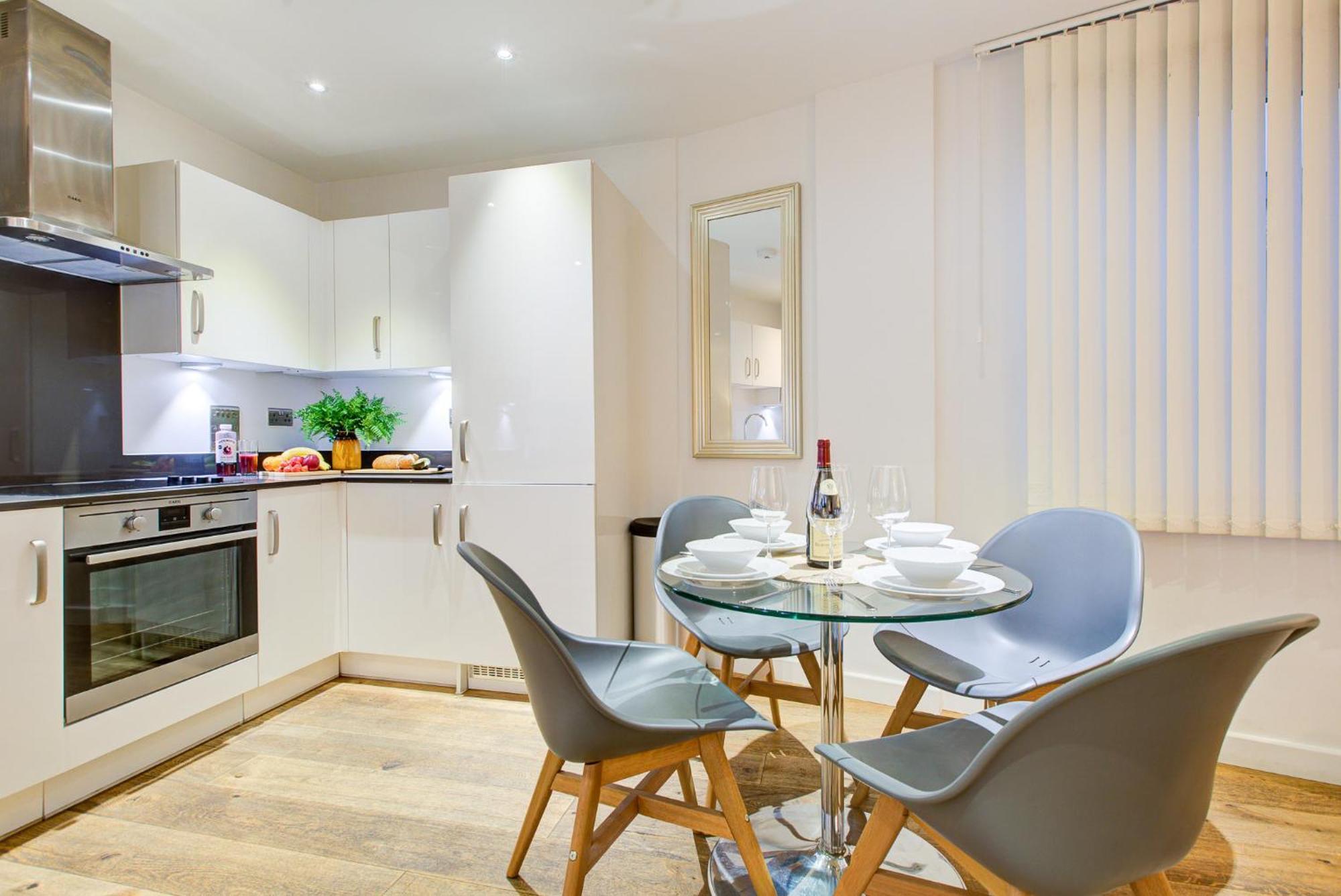 Hybrid Resi Greenwich Near O2 Arena Leilighet London