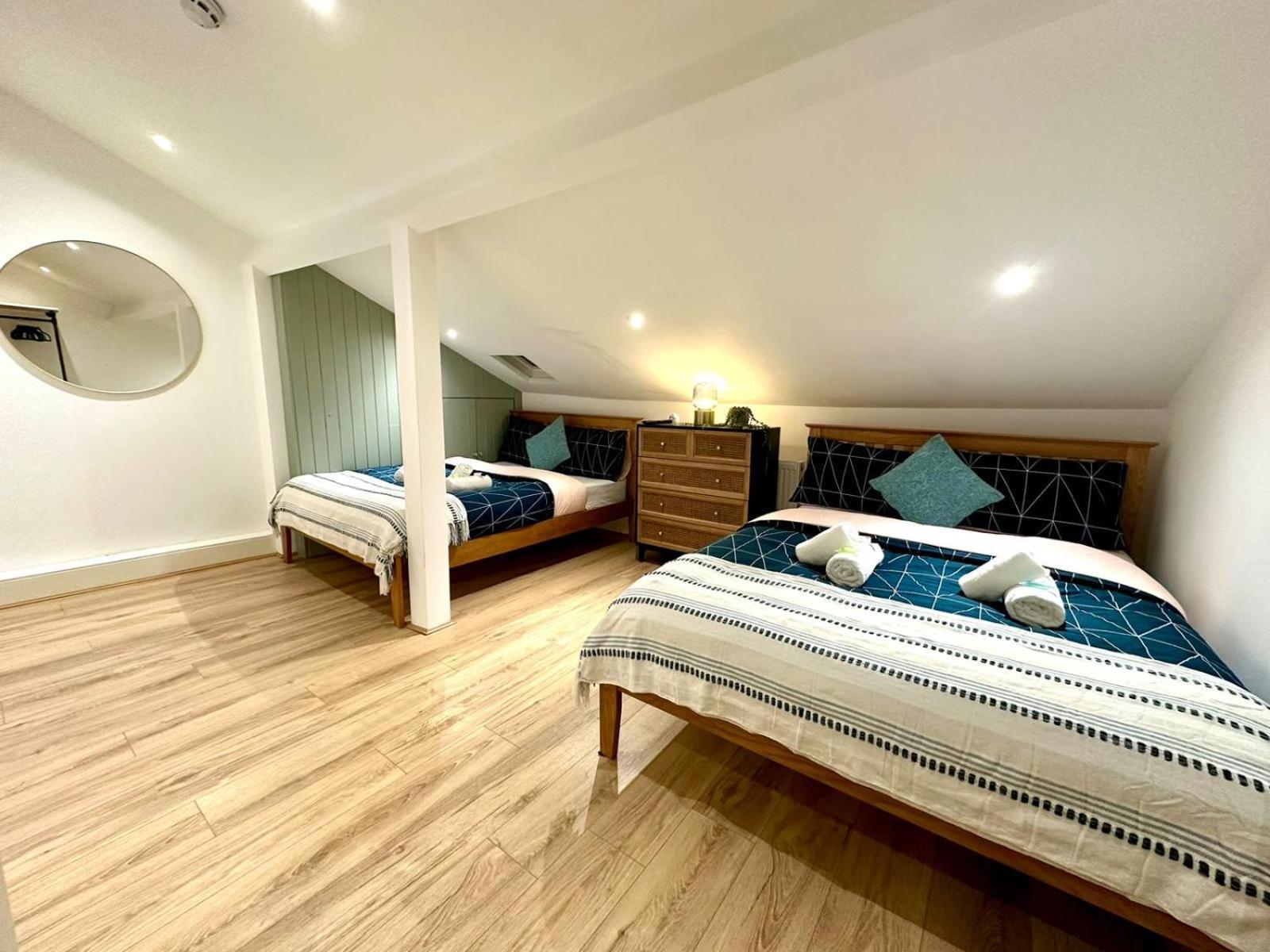 Delux Near Centre Homestay