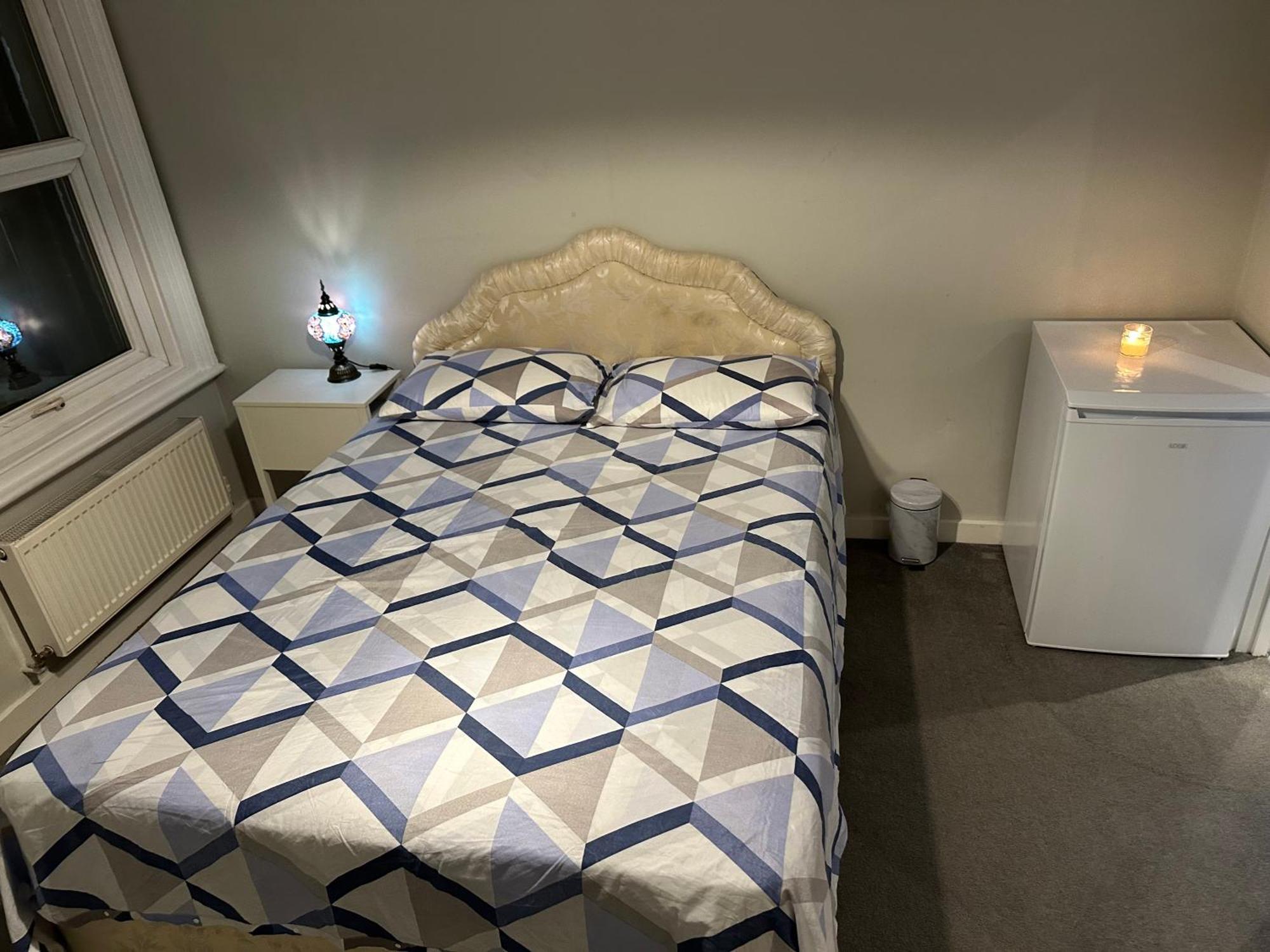 House Willesden Apartment *