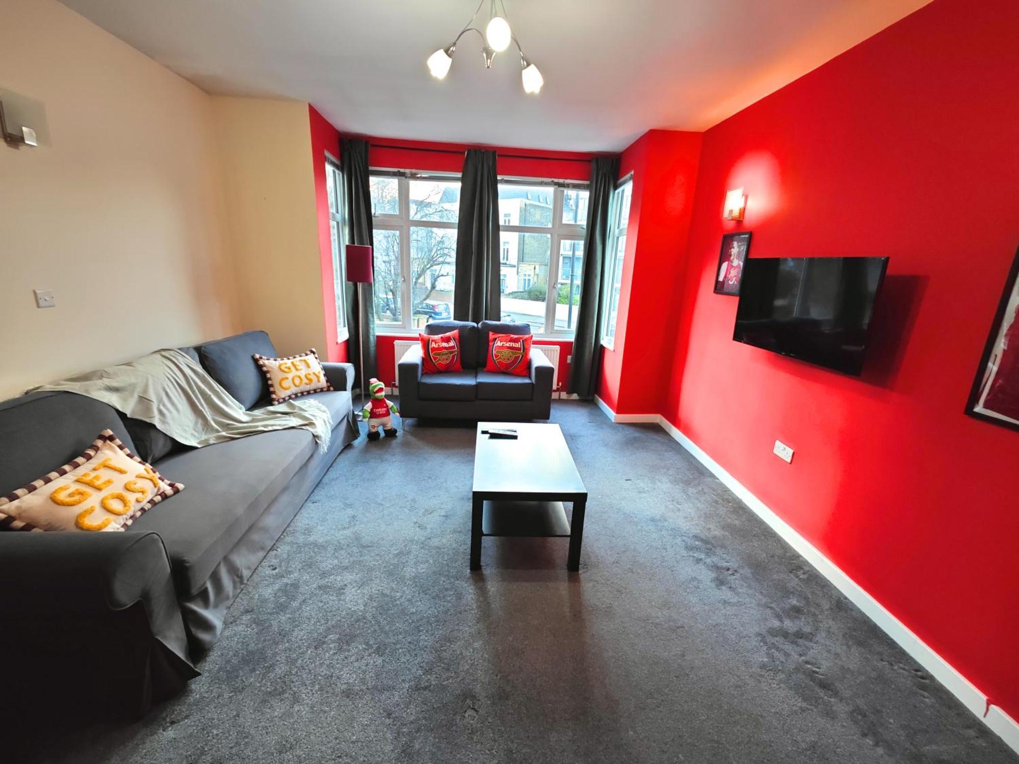 Bright And Spacious 2-bedroom Flat Near Emirates Stadium Apartamento Londres