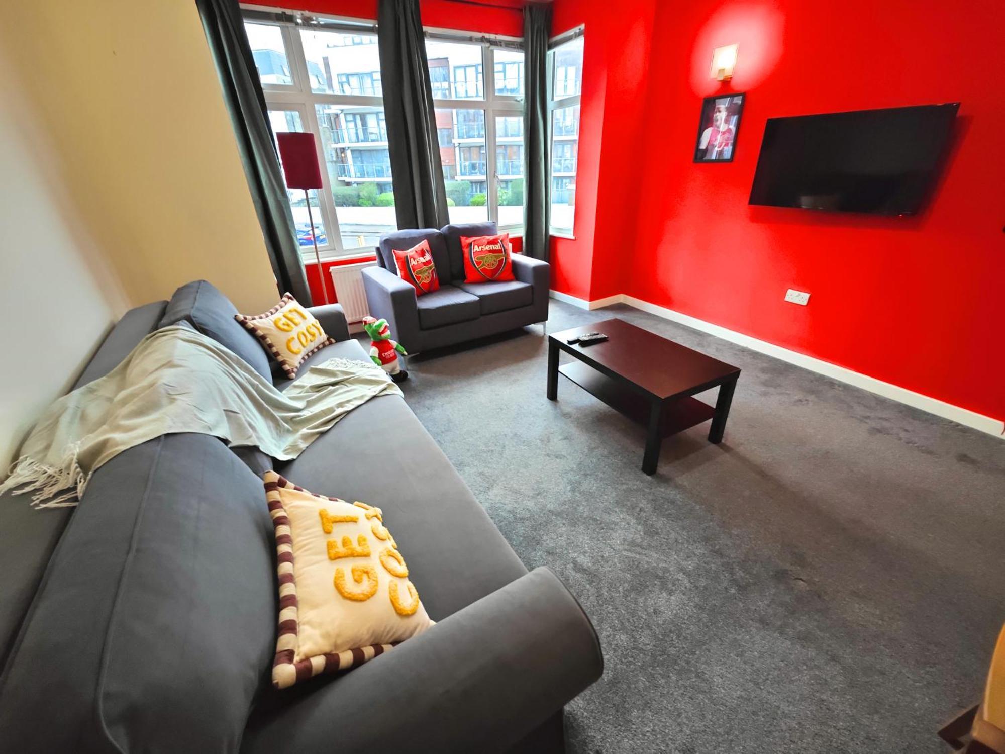 Bright And Spacious 2-bedroom Flat Near Emirates Stadium Apartamento