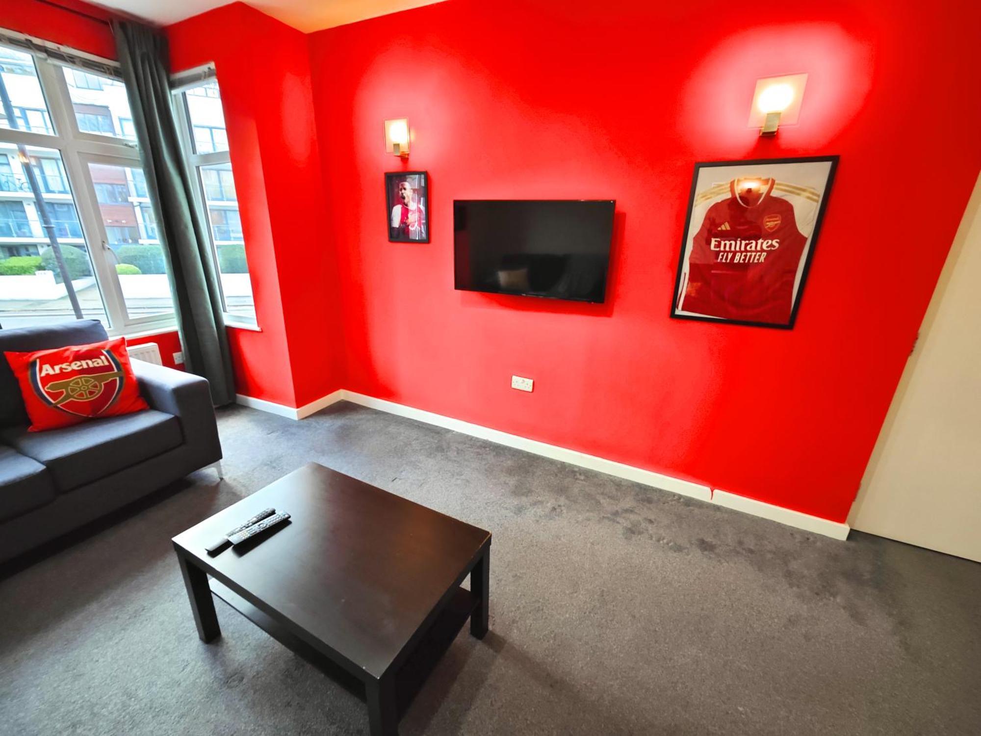 Bright And Spacious 2-bedroom Flat Near Emirates Stadium