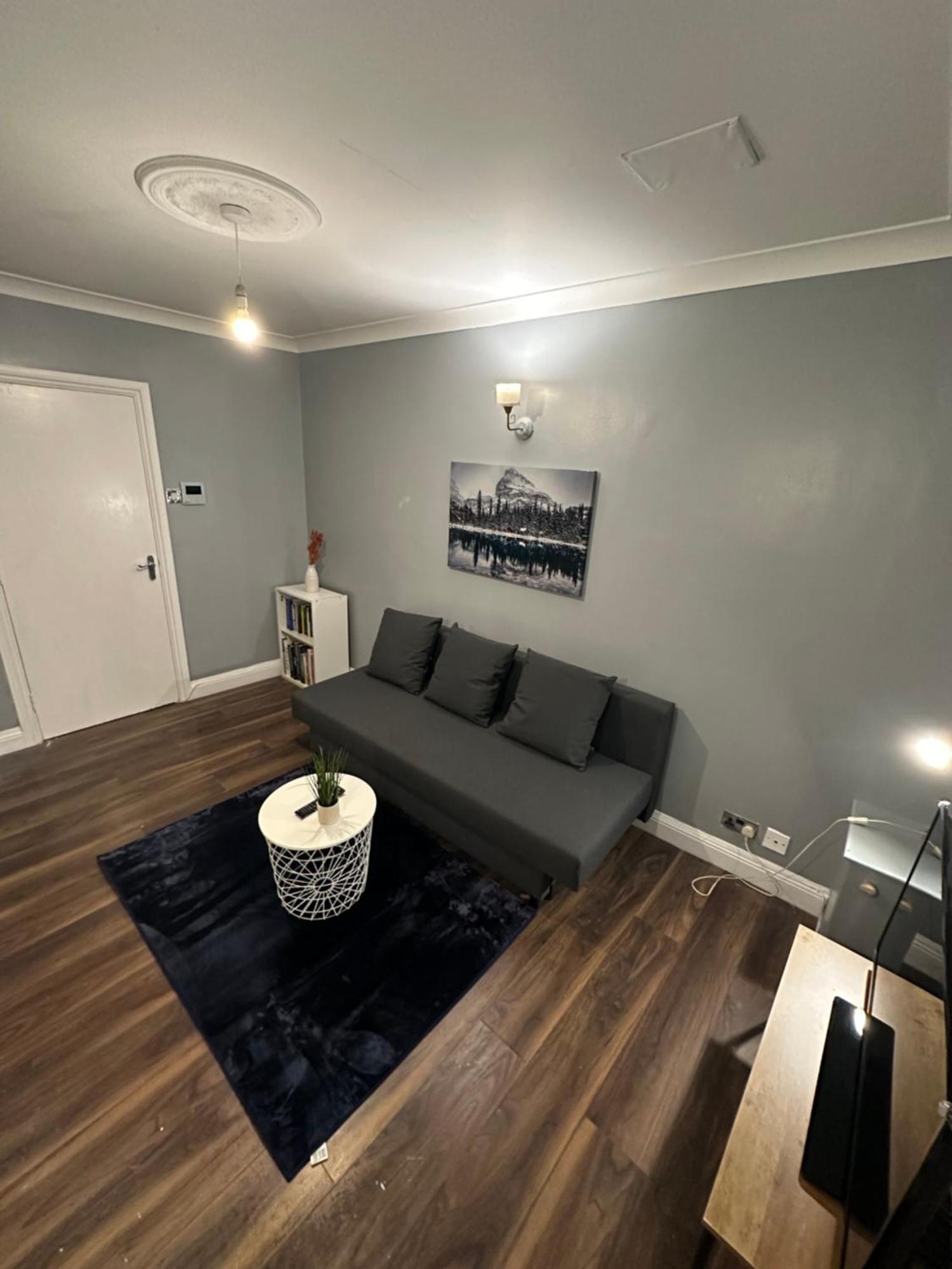 Apartment Charming 1 Bedroom Flat With Living In Kings Cross, St Pancras No Lift London
