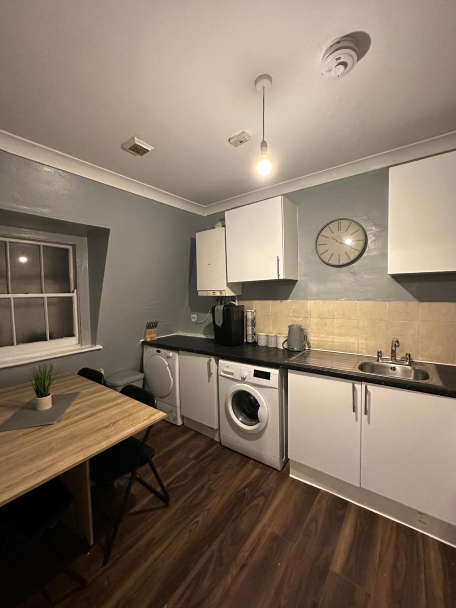 Charming 1 Bedroom Flat With Living In Kings Cross, St Pancras No Lift * London