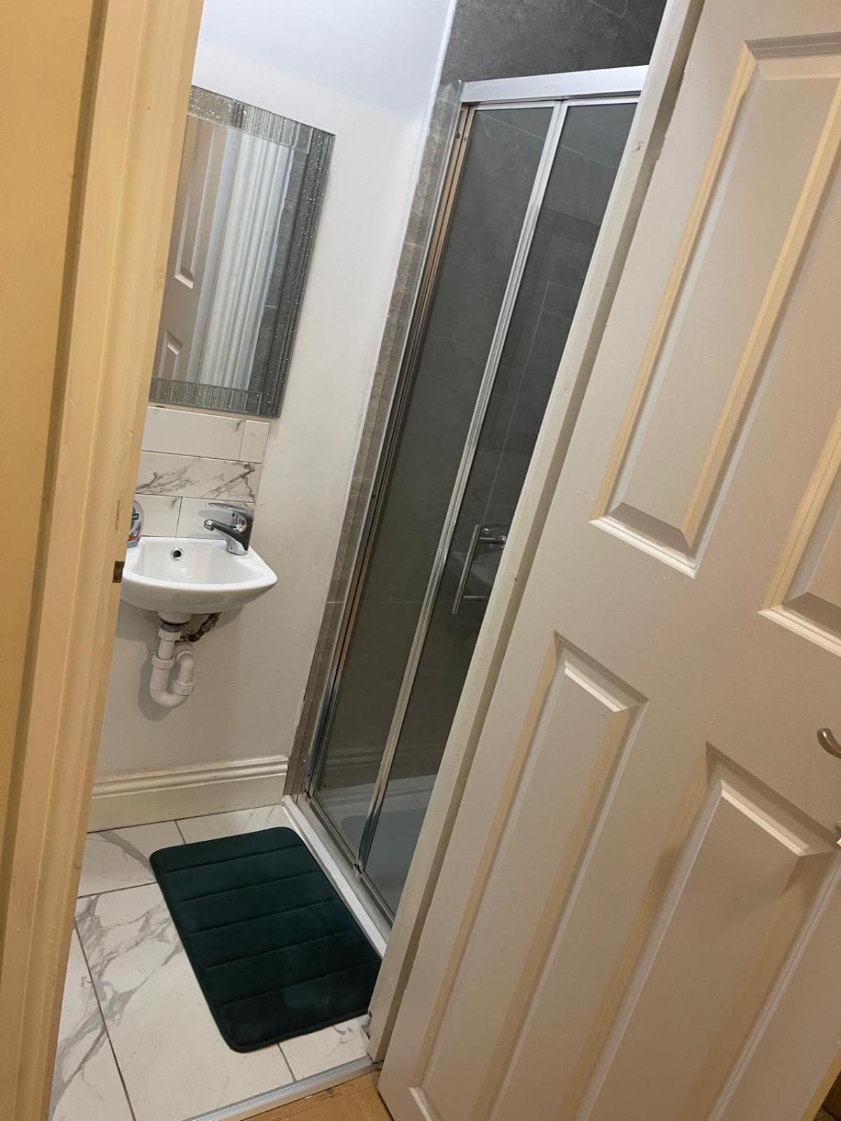 Airport, Excel & 02 Arena Proximity House Privatunterkunft London