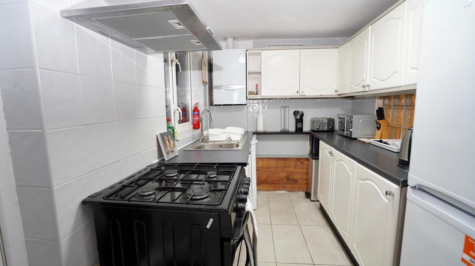 3 Bedroom House Canary Wharf Free Parking Free Wifi All Over Uk Holiday home London
