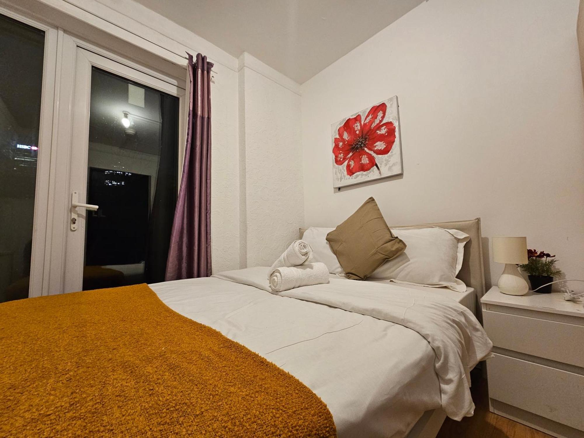 E14 Guest house London
