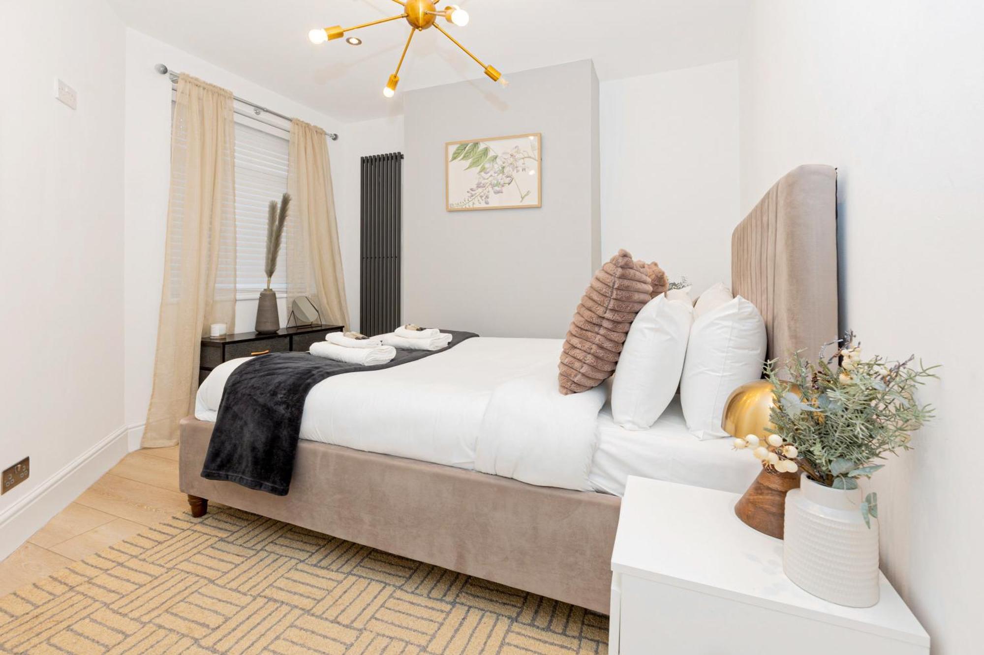 Classy 2br Btw Wimbledon & Streatham, 10 Min Tube Leilighet *