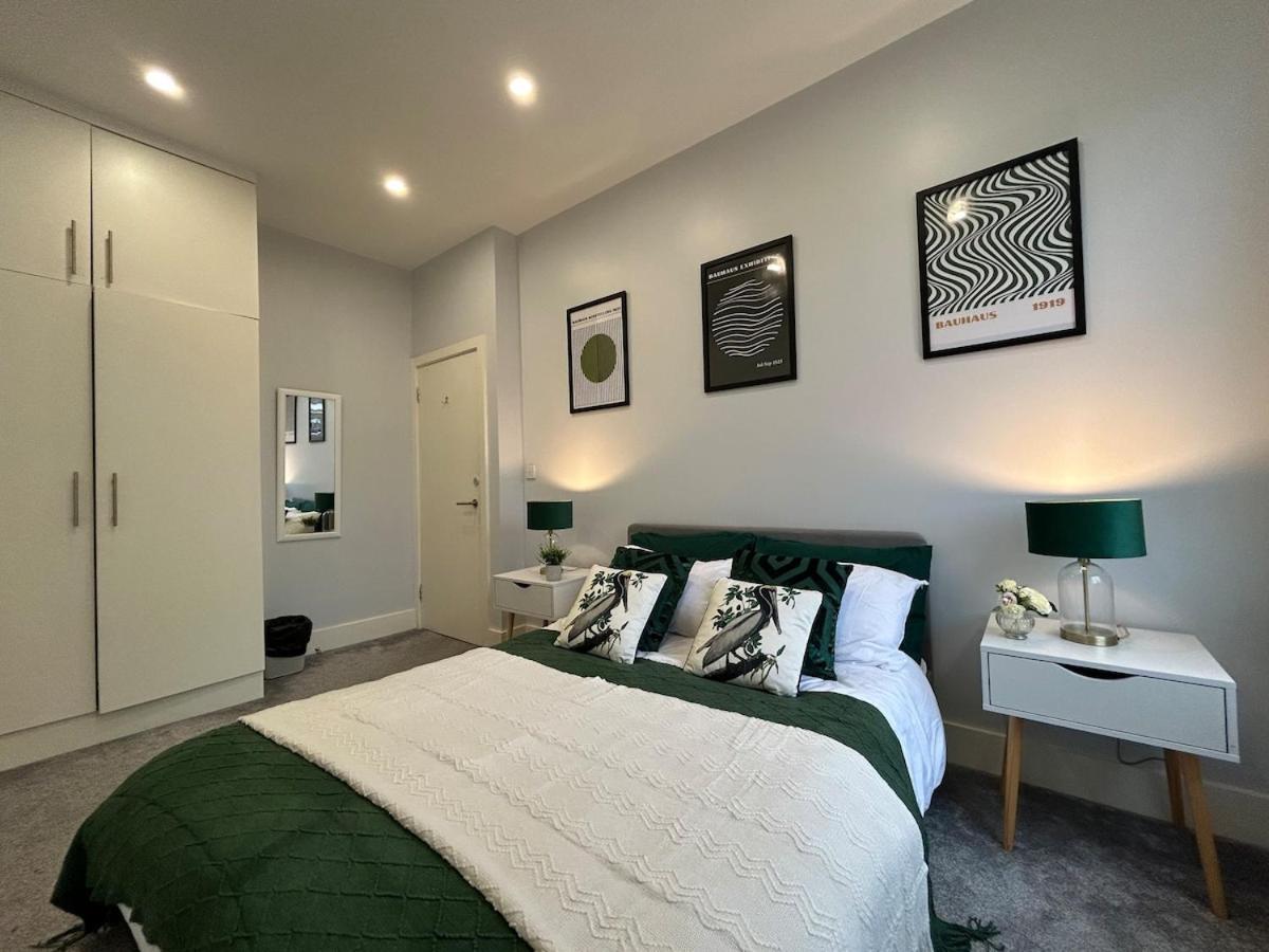 Apartment Luxury Battersea 2 Bed - 2min Walk From Station London