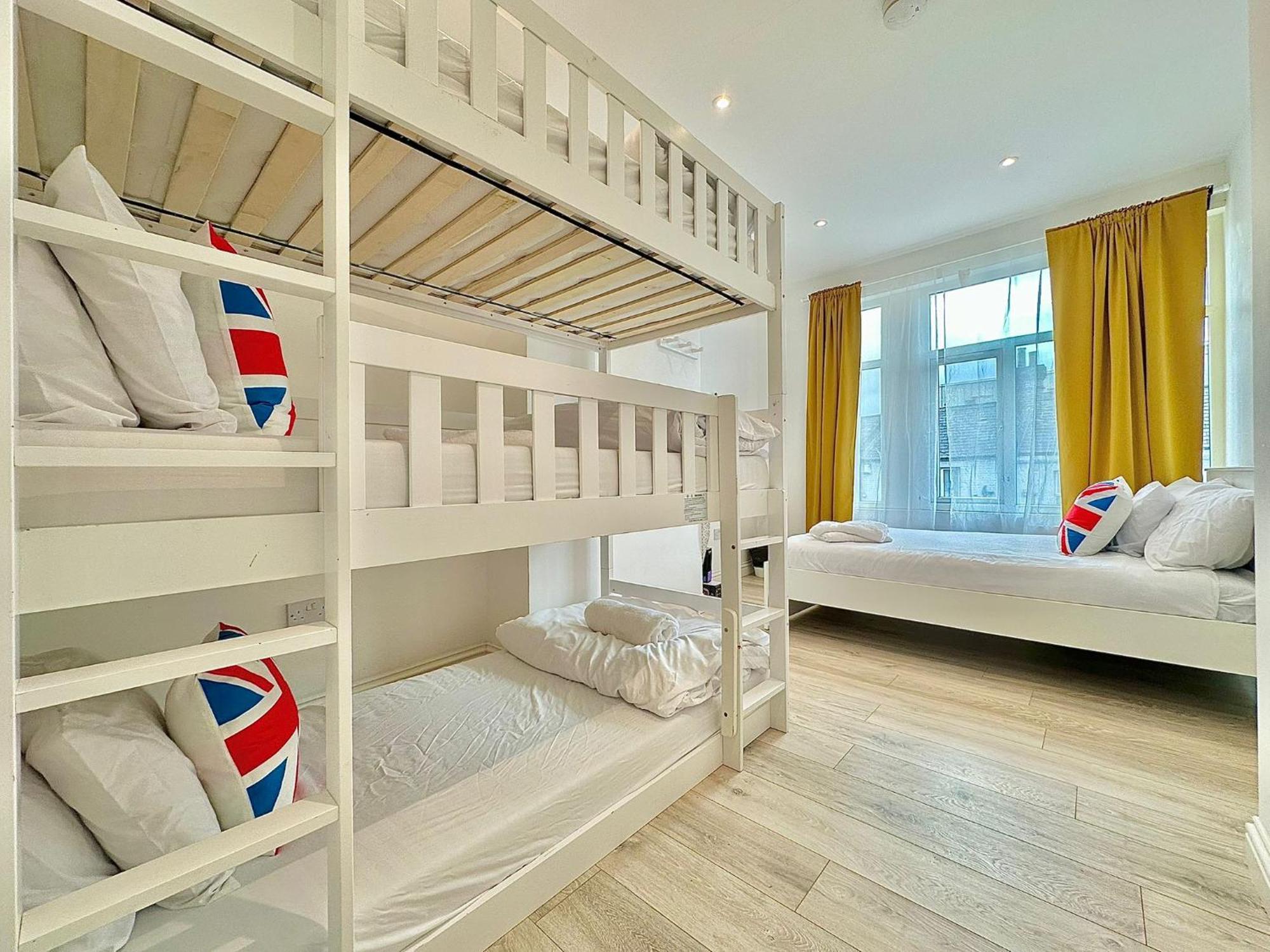 Apartment Flat A Garrat Lane