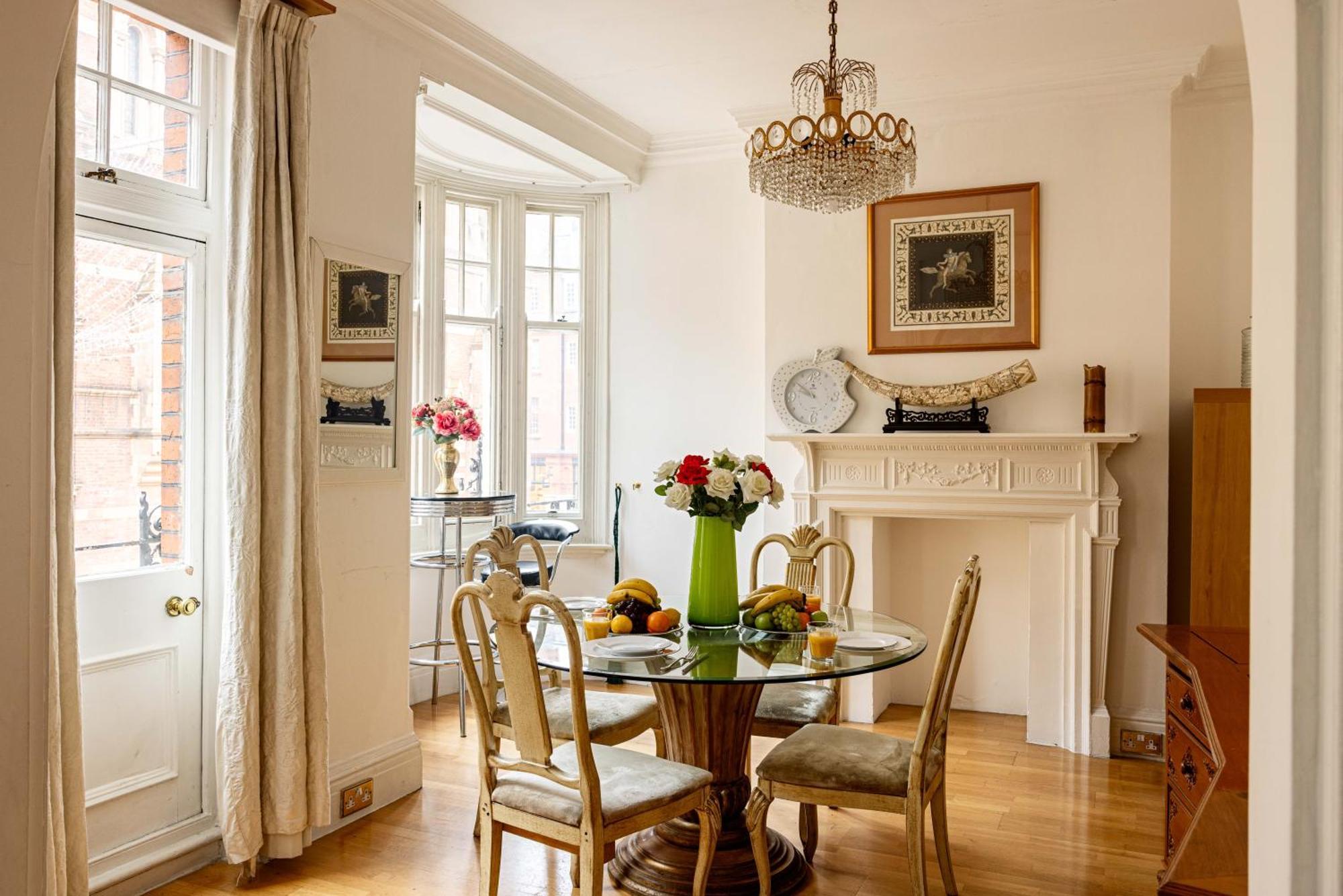 2 Bdr Mayfair & Selfridges Lux Pad