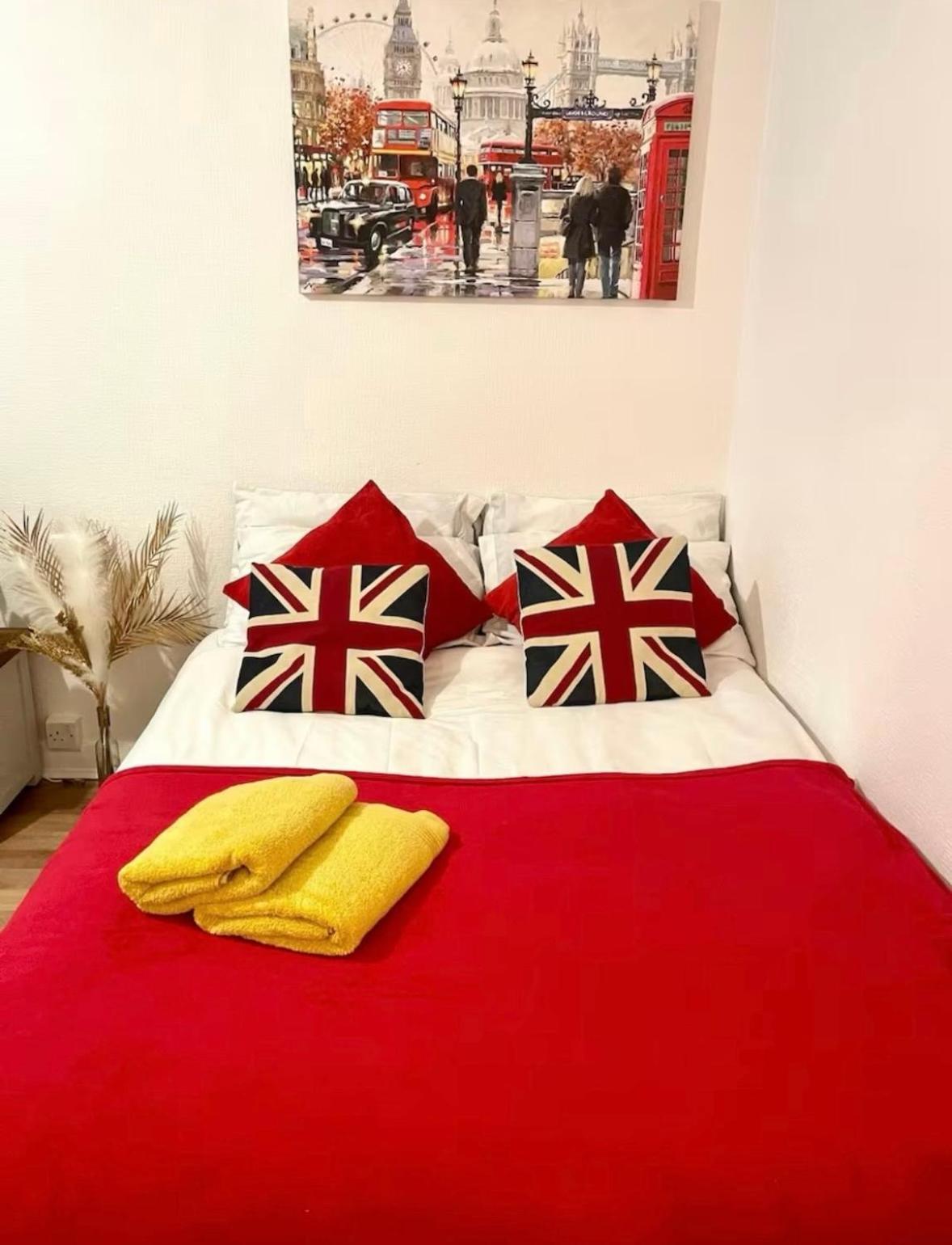 2 Bed Flat Near To Tower Bridge