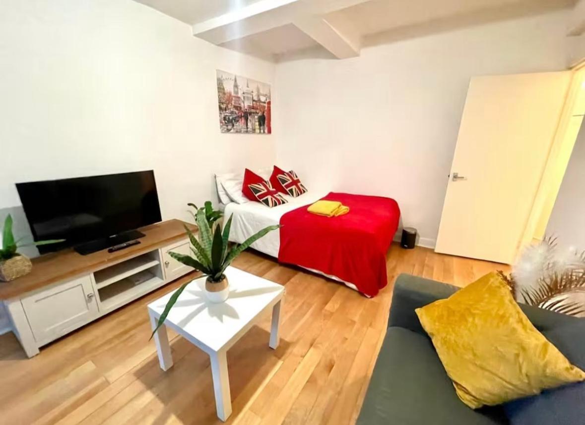 2 Bed Flat Near To Tower Bridge * London