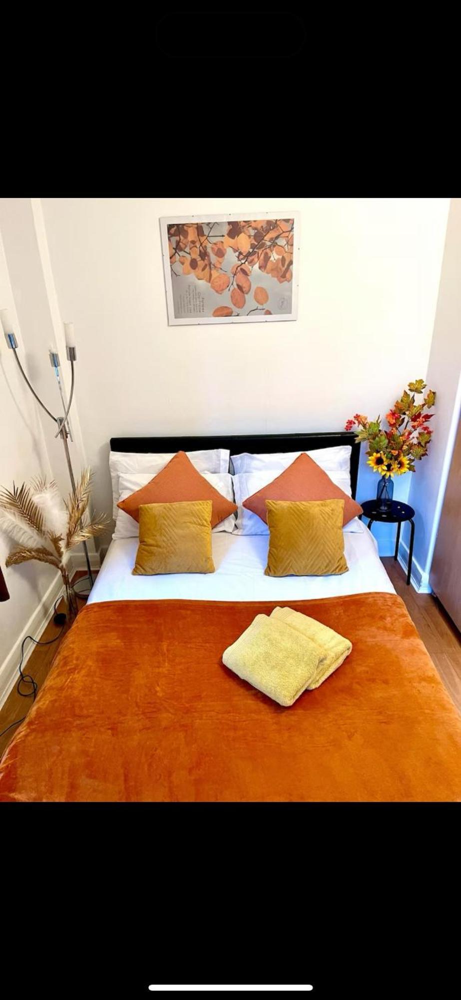2 Bed Flat Near To Tower Bridge