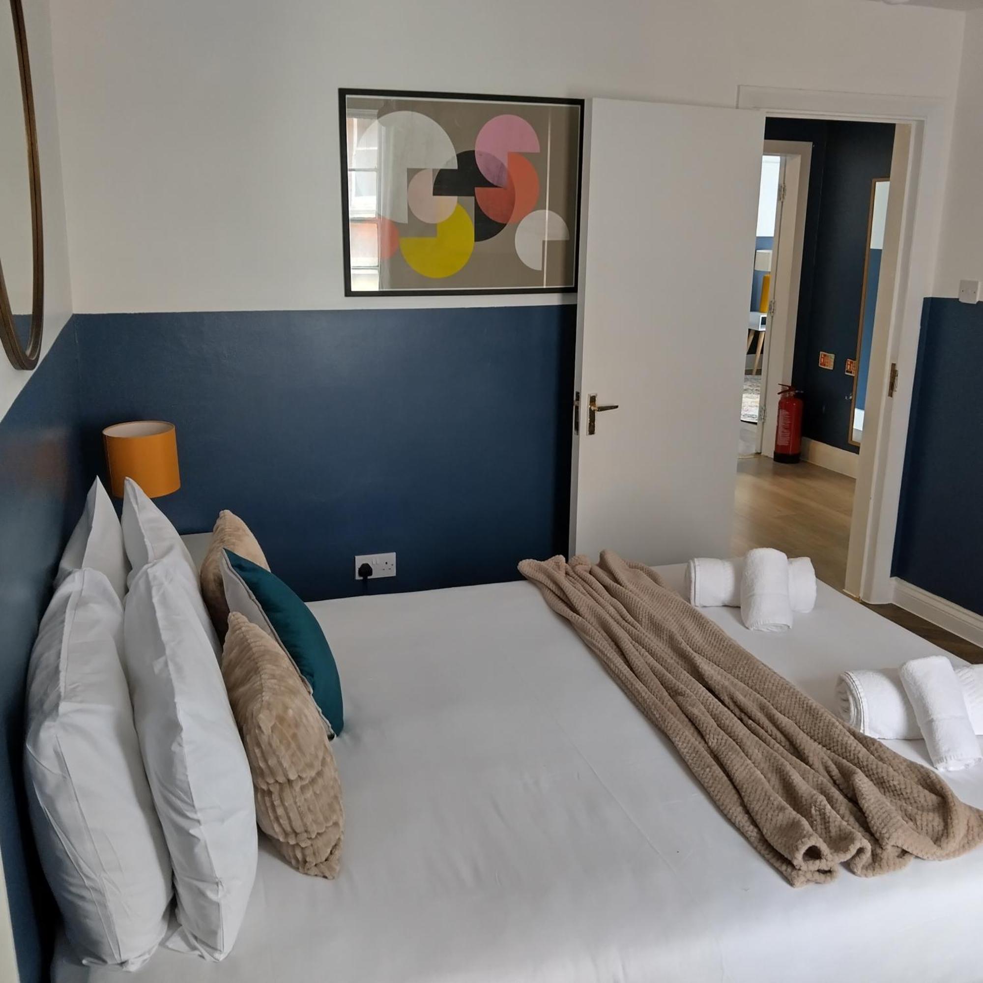 Leilighet Spacious 5-bedroom, 4-bathroom In Central Zone 1