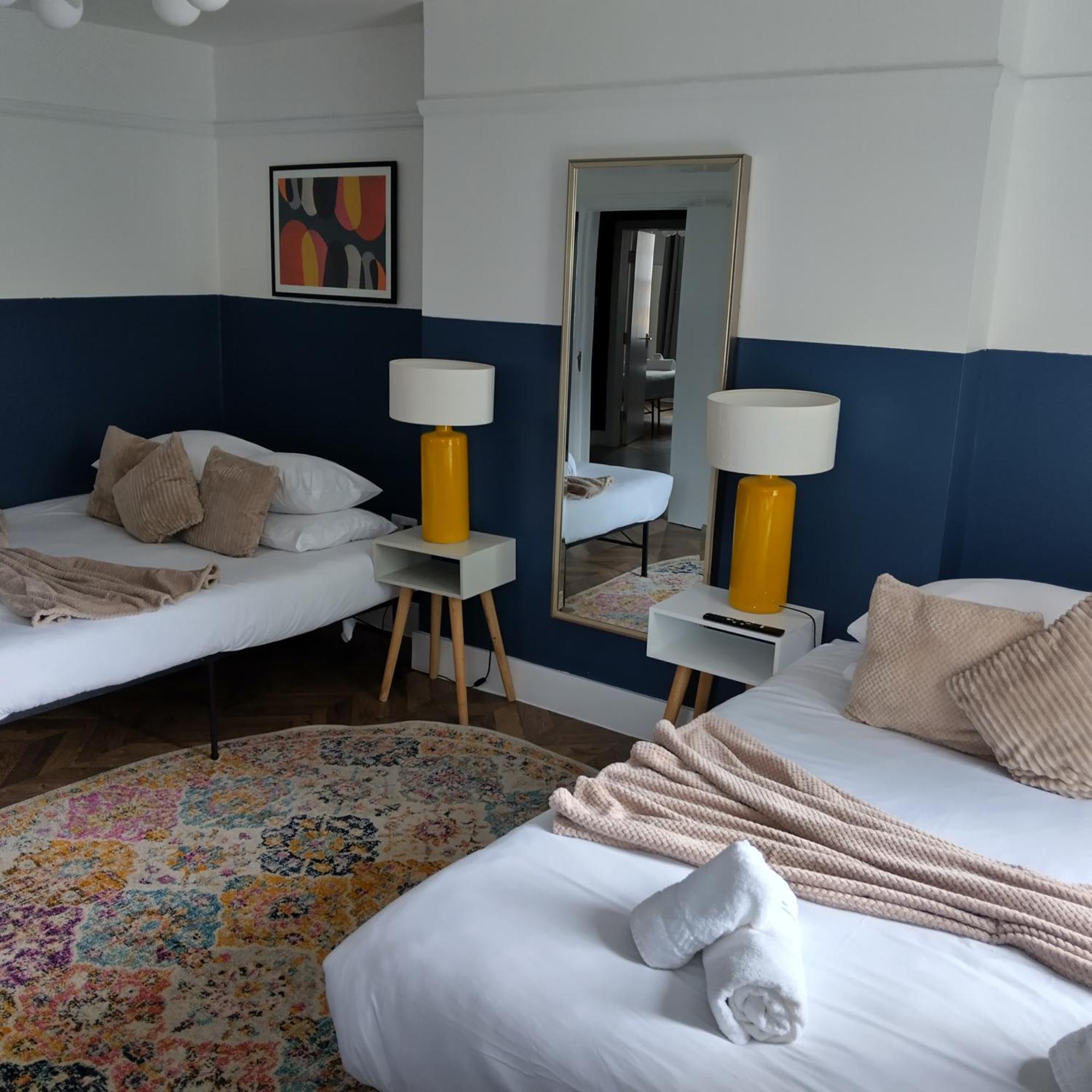 Leilighet Spacious 5-bedroom, 4-bathroom In Central Zone 1