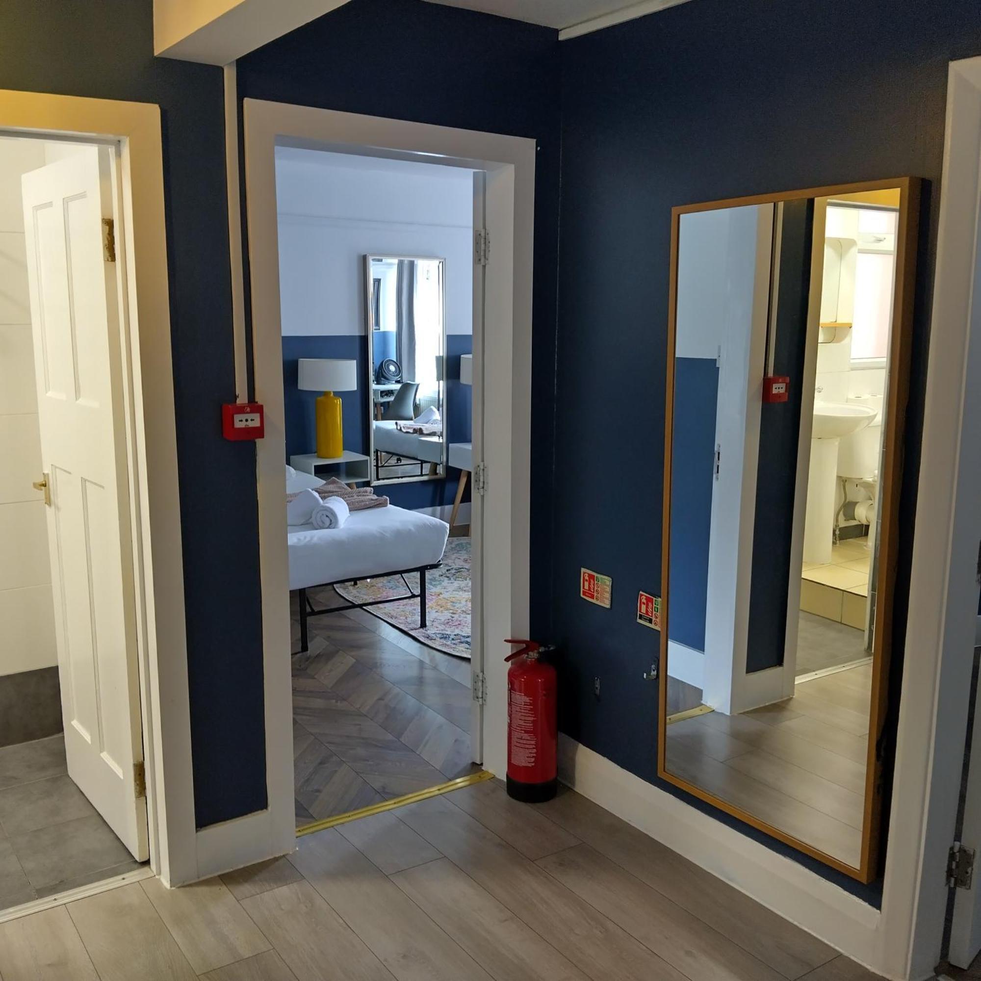 Leilighet Spacious 5-bedroom, 4-bathroom In Central Zone 1