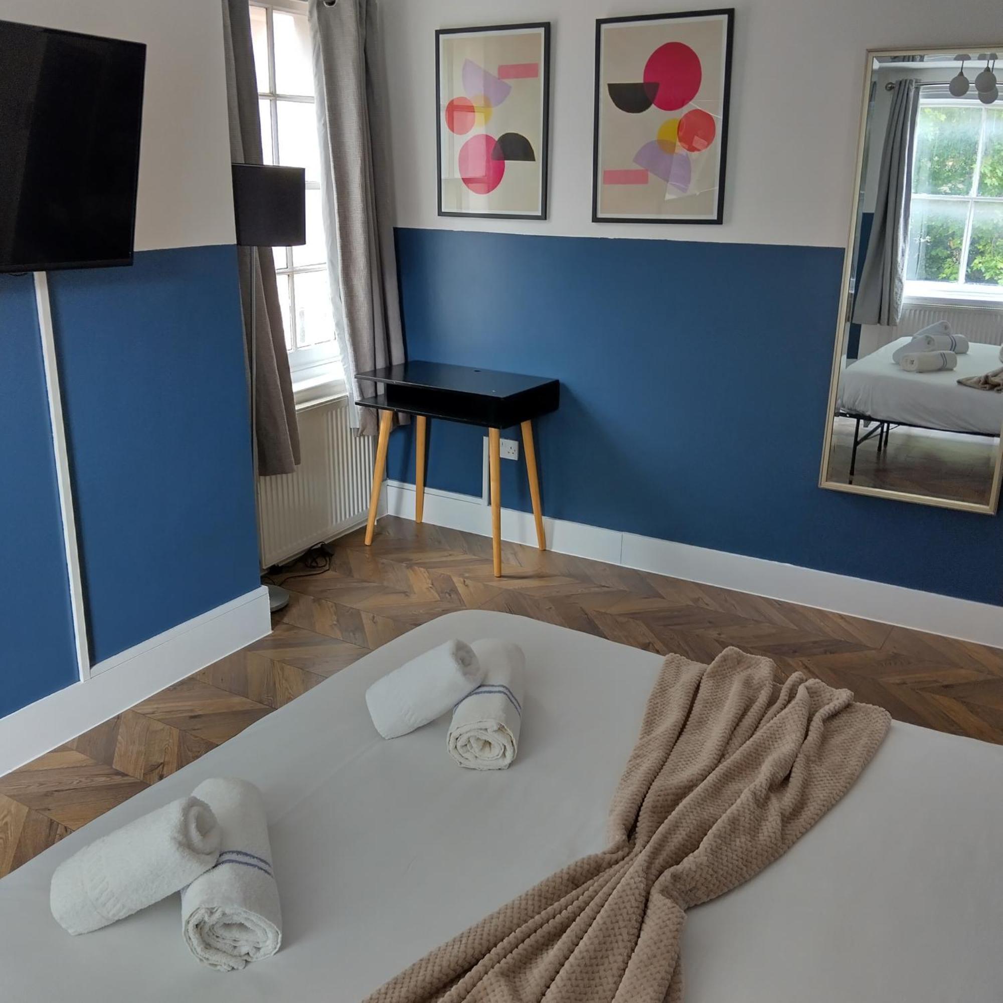 Spacious 5-bedroom, 4-bathroom In Central Zone 1