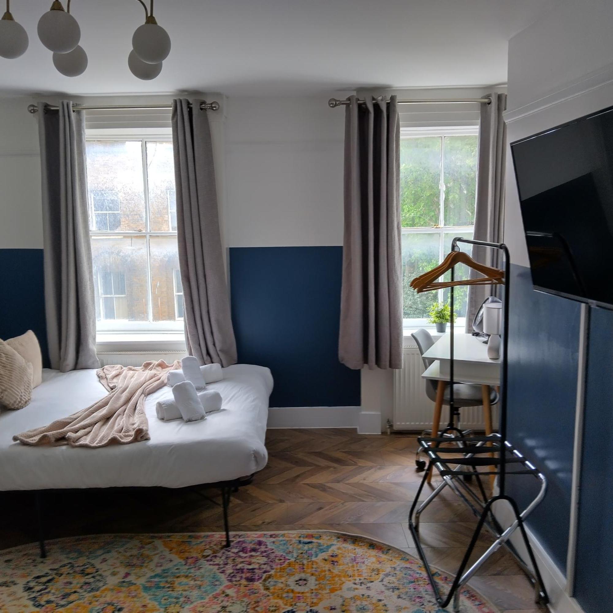 Spacious 5-bedroom, 4-bathroom In Central Zone 1