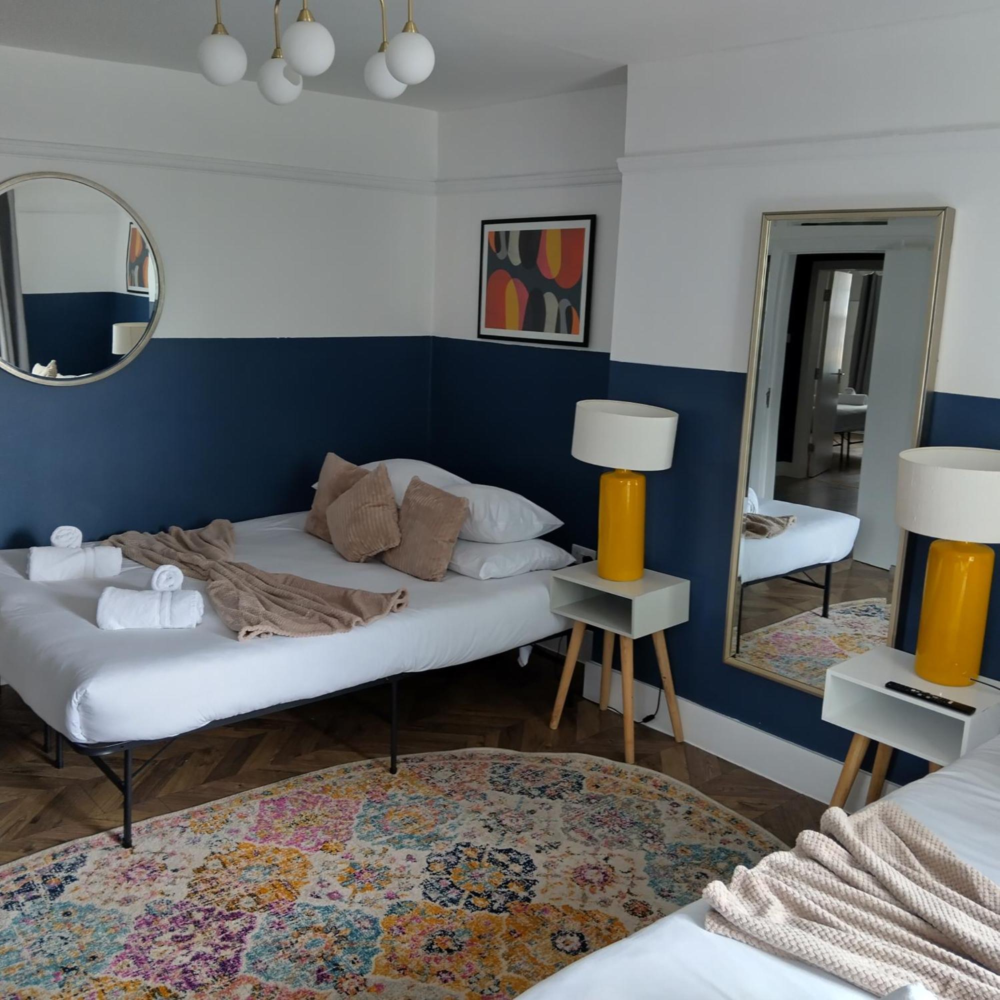 Leilighet Spacious 5-bedroom, 4-bathroom In Central Zone 1
