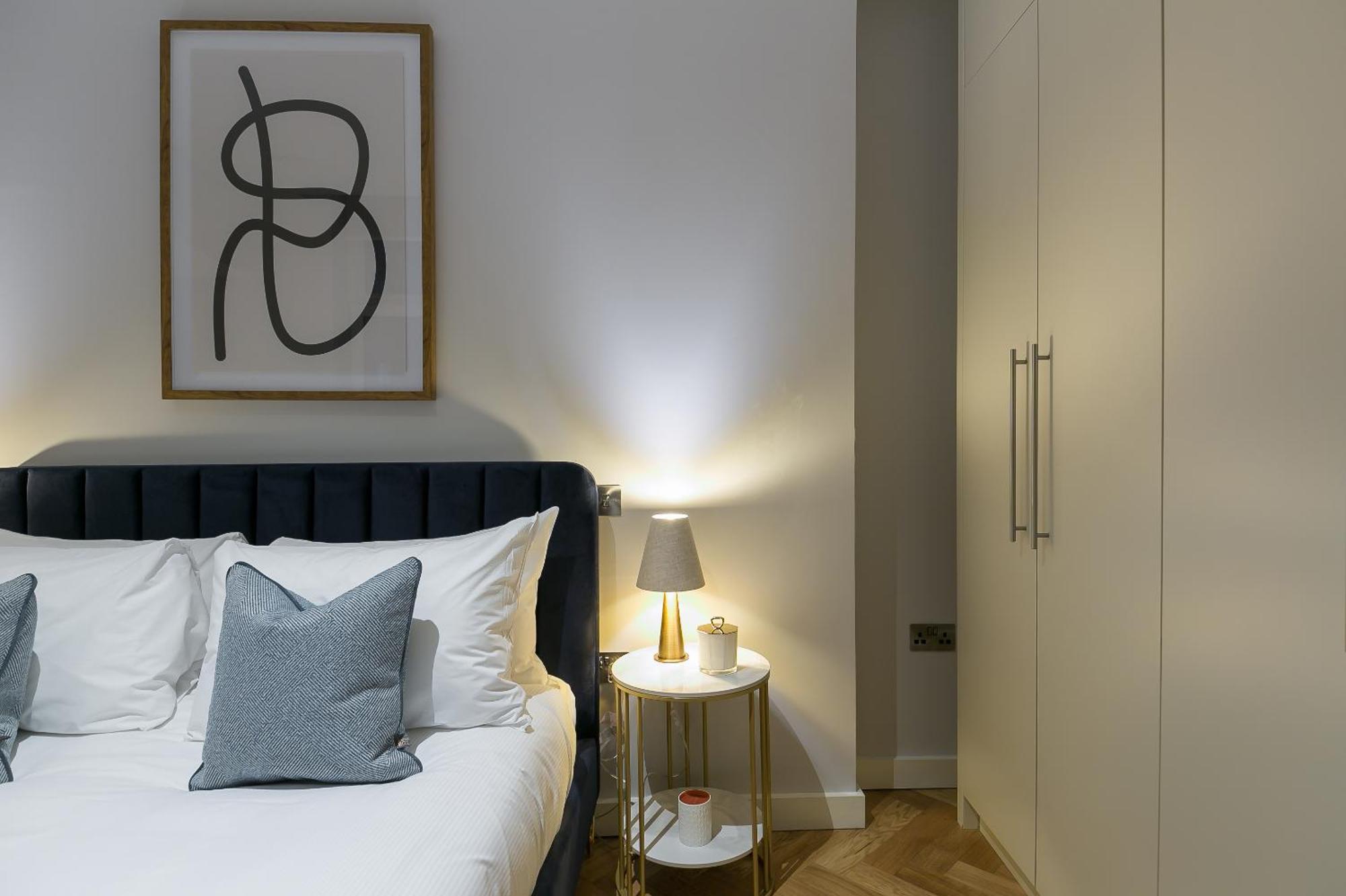 Urban Chic - Camden Apartment
