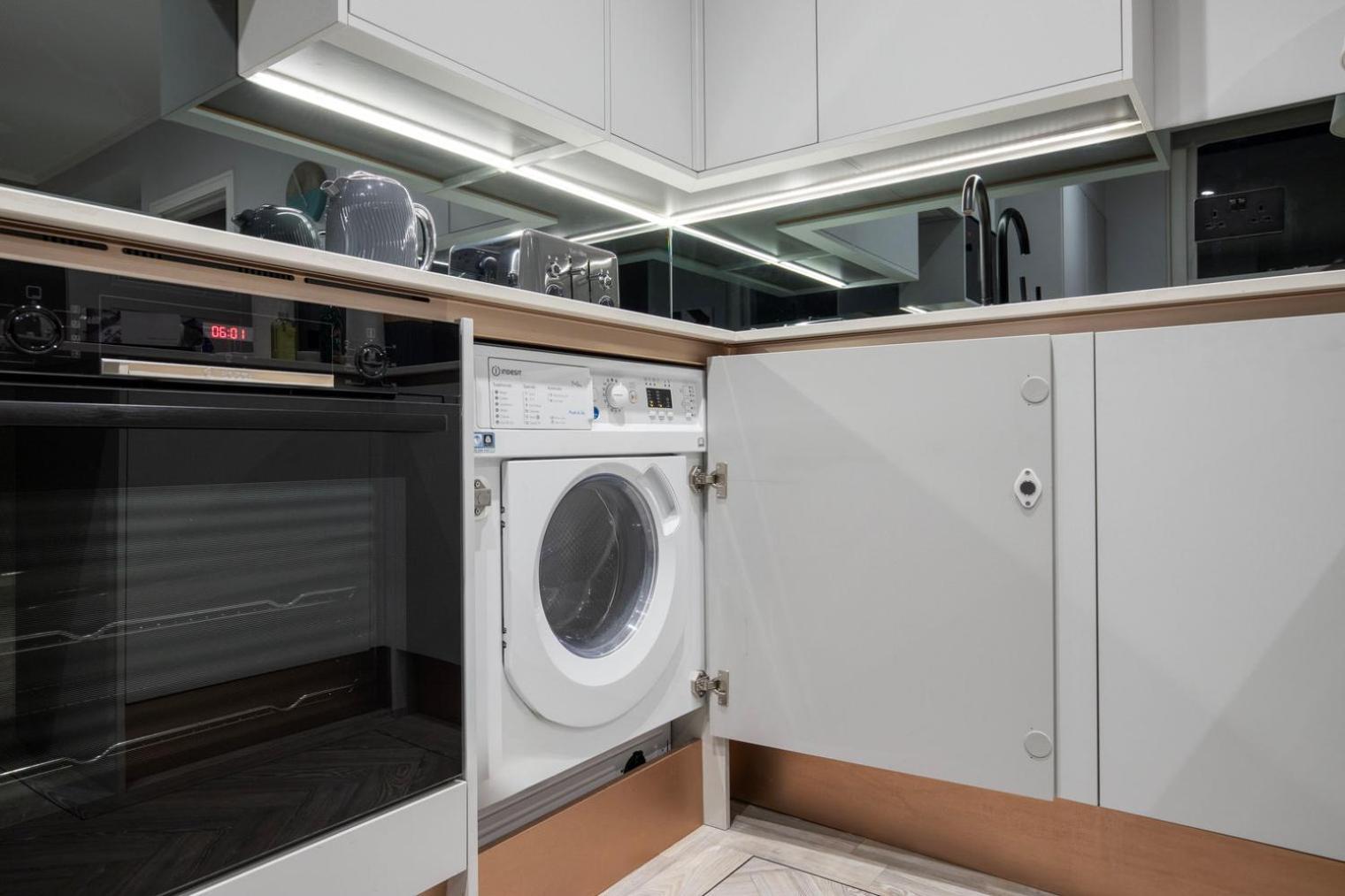 Blueground Fitzrovia Nr Dining Shops Bars Lon-387 Apartment *