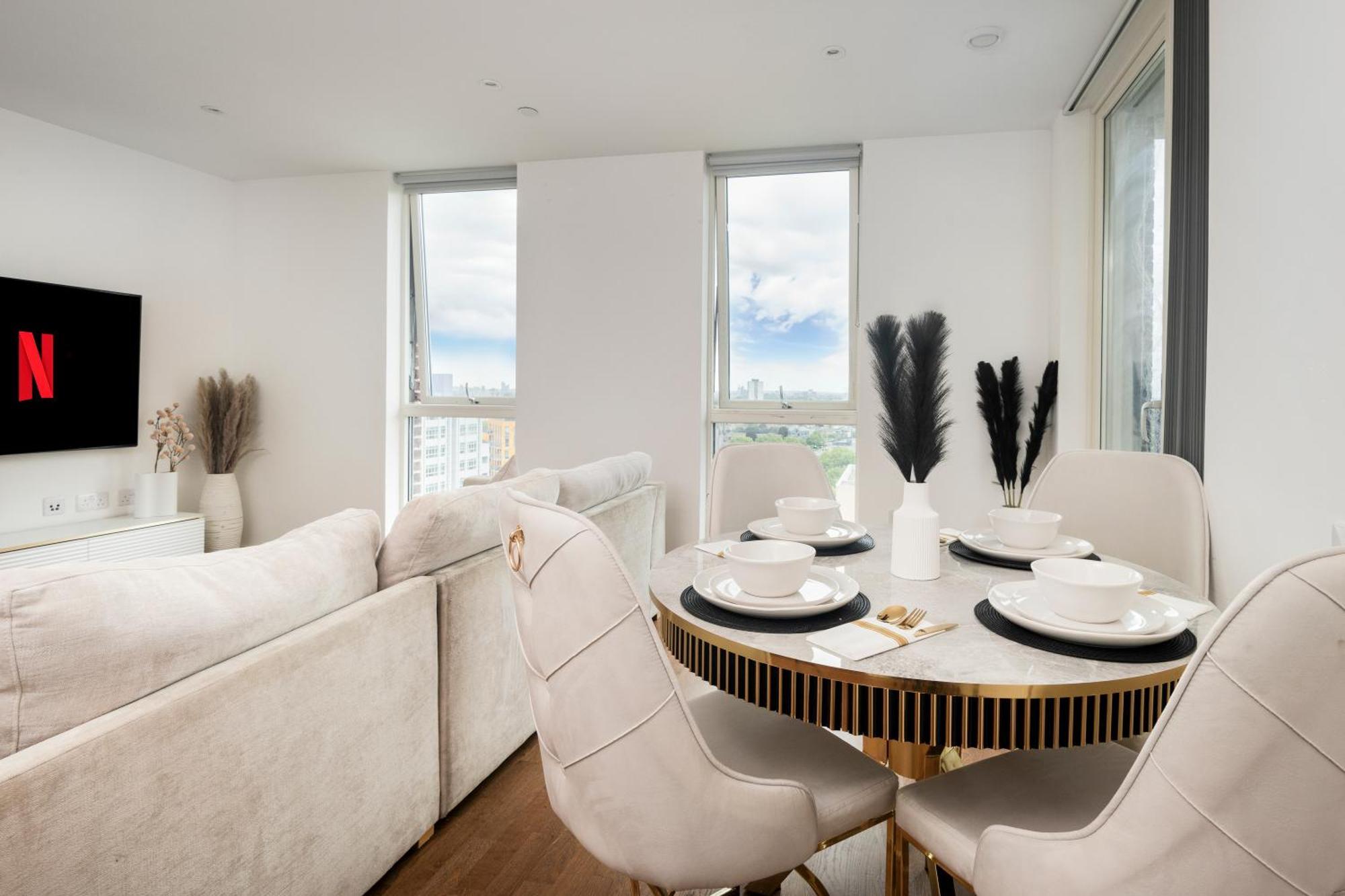 Cozy 1 Bedroom Close To Excel Apartment